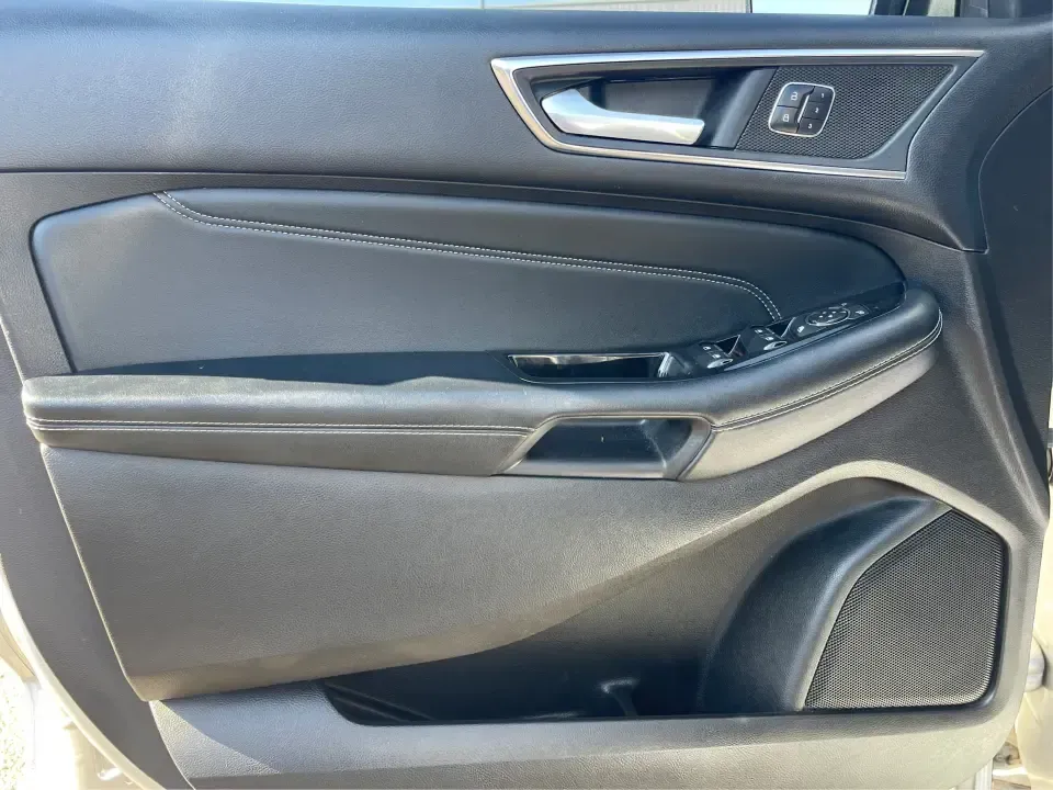 2017 Ford Edge Titanium (2FMPK3K98HB) with an 2.0L L4 DOHC 16V engine, 6A transmission, located at 8750 N County Rd 25A, Piqua, OH, 45356, (937) 908-9800, 40.164391, -84.232513 - **Embrace the Road with the 2017 Ford Edge Titanium at Advantage Car and Credit!**<br /> <br /> Are you searching for the perfect vehicle to elevate your family adventures, accommodate your daily commute, or tackle weekend getaways? Look no further than this stunning 2017 Ford Edge Titanium, now ava - Photo#19