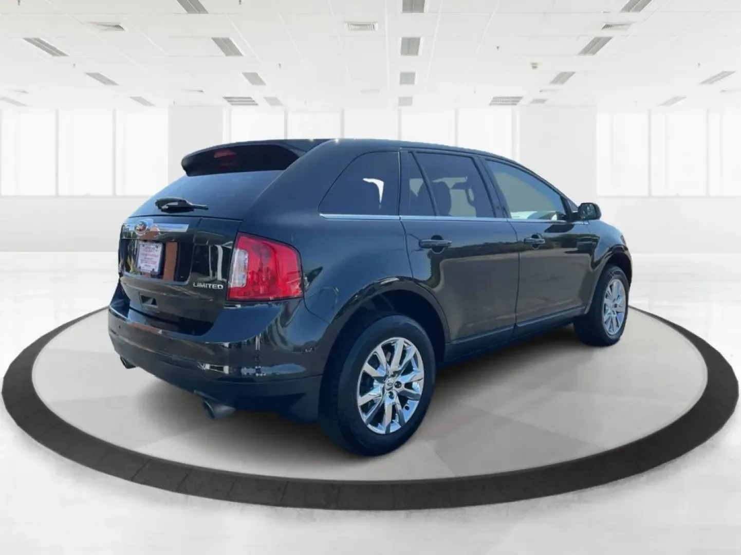 2013 Ford Edge Limited (2FMDK3KC7DB) with an 3.5L V6 DOHC 24V engine, 6-Speed Automatic transmission, located at 1951 S Dayton Lakeview Rd., New Carlisle, OH, 45344, (937) 908-9800, 39.890999, -84.050255 - Are you ready to elevate your driving experience while enjoying the comfort and versatility of an SUV? Look no further than this stunning 2013 Ford Edge Limited, available now at Advantage Car and Credit in Xenia, OH. Perfect for growing families or anyone seeking a reliable vehicle for daily commut - Photo#2