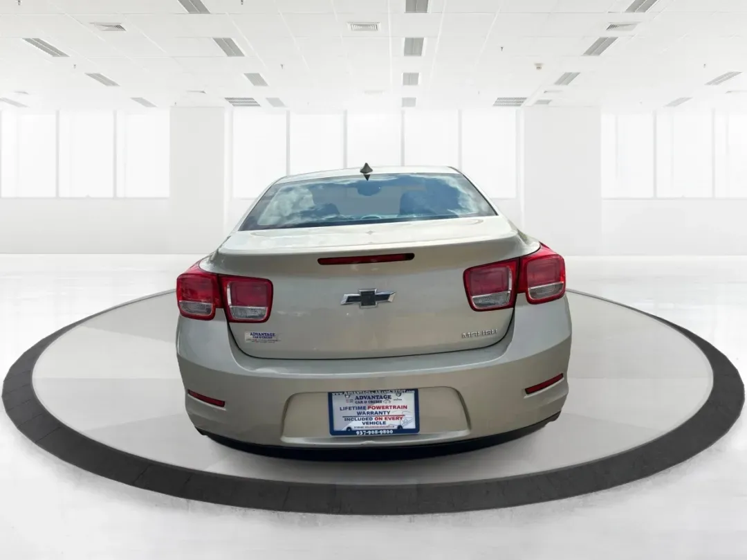 2015 Chevrolet Malibu 1LT (1G11C5SL5FF) with an ECOTEC 2.5L I-4 gasoline direct injection engine, 6-Speed Automatic transmission, located at 1951 S Dayton Lakeview Rd., New Carlisle, OH, 45344, (937) 908-9800, 39.890999, -84.050255 - Are you in the market for a reliable sedan that's perfect for daily commutes and weekend getaways alike? Look no further than this stunning 2015 Chevrolet Malibu 1LT, available now at Advantage Car and Credit in Fairborn, OH. This vehicle is not just a car; it's a lifestyle upgrade designed for budg - Photo#3