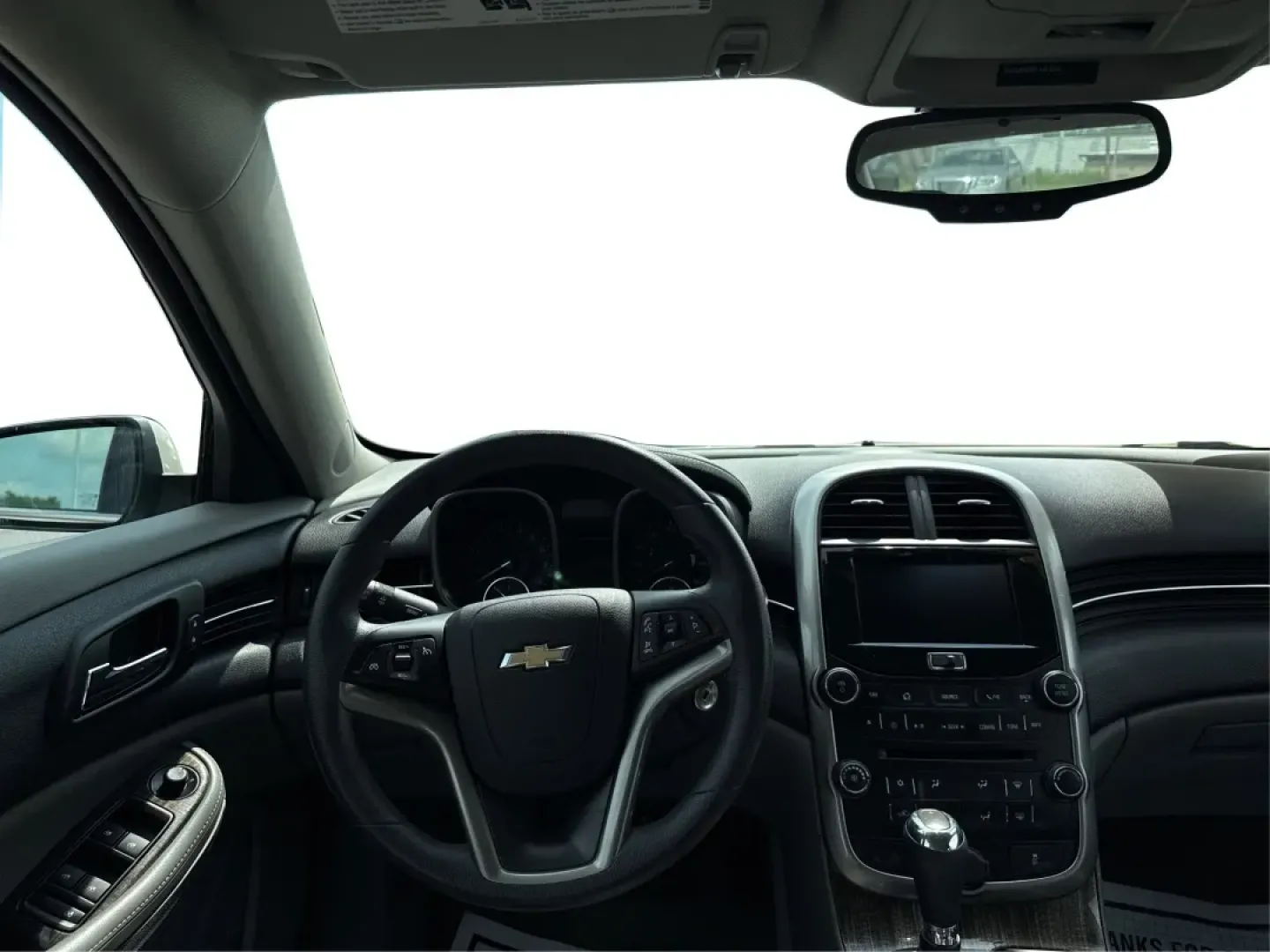 2015 Chevrolet Malibu 1LT (1G11C5SL5FF) with an ECOTEC 2.5L I-4 gasoline direct injection engine, located at 1951 S Dayton Lakeview Rd., New Carlisle, OH, 45344, (937) 908-9800, 39.890999, -84.050255 - Are you in the market for a reliable sedan that's perfect for daily commutes and weekend getaways alike? Look no further than this stunning 2015 Chevrolet Malibu 1LT, available now at Advantage Car and Credit in Fairborn, OH. This vehicle is not just a car; it's a lifestyle upgrade designed for budg - Photo#21