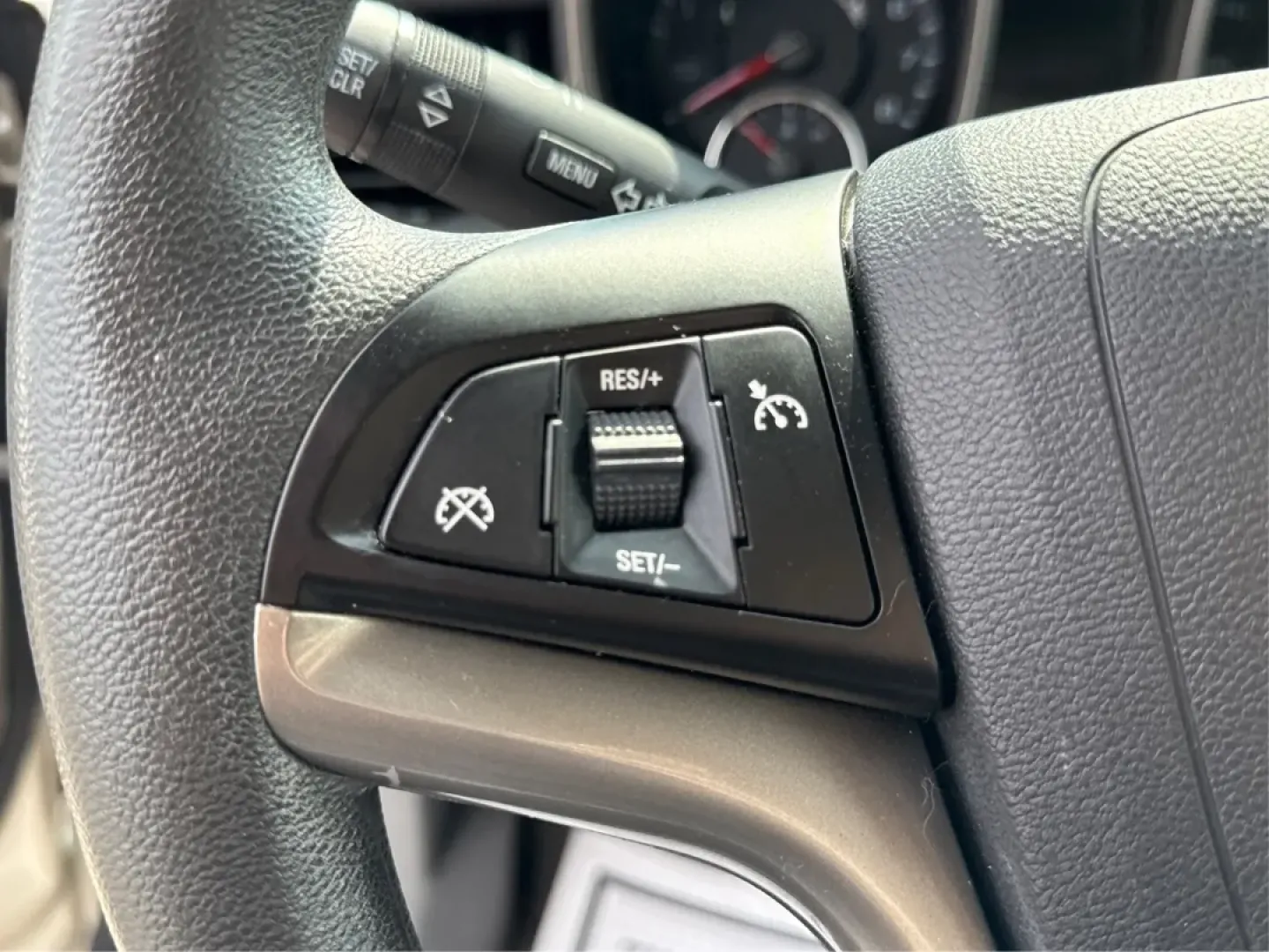 2015 Chevrolet Malibu 1LT (1G11C5SL5FF) with an ECOTEC 2.5L I-4 gasoline direct injection engine, located at 880 E. National Road, Vandalia, OH, 45377, (937) 908-9800, 39.891918, -84.183594 - Are you in the market for a reliable sedan that's perfect for daily commutes and weekend getaways alike? Look no further than this stunning 2015 Chevrolet Malibu 1LT, available now at Advantage Car and Credit in Fairborn, OH. This vehicle is not just a car; it's a lifestyle upgrade designed for budg - Photo#16