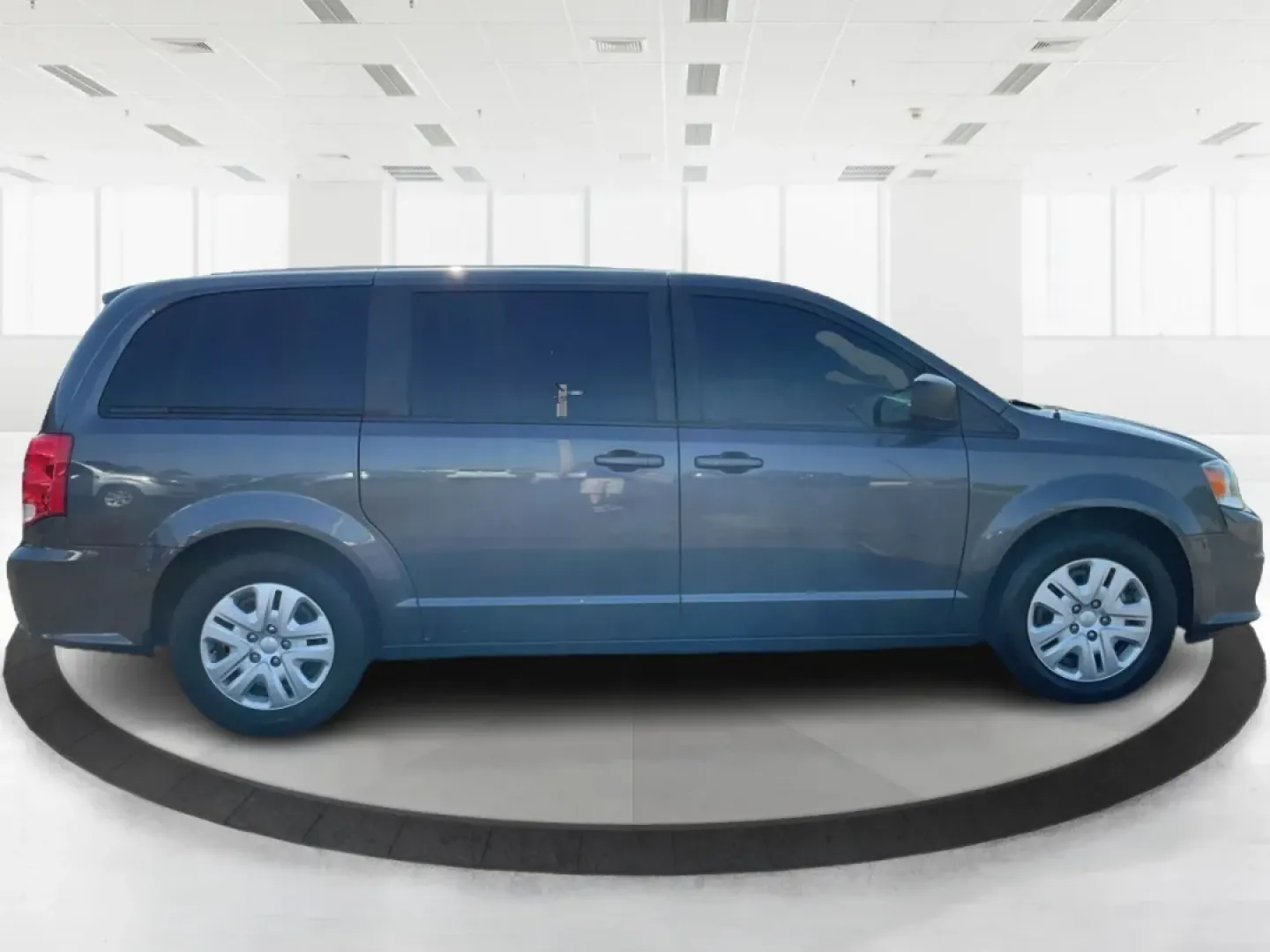 2018 Dodge Grand Caravan SE (2C4RDGBG5JR) with an Pentastar 3.6L V-6 DOHC engine, located at 1099 N County Rd 25A, Troy, OH, 45373, (937) 908-9800, 40.057079, -84.212883 - **Explore the Open Road in Style with the 2018 Dodge Grand Caravan Perfect for Families on the Go!**<br /> <br /> Are you searching for a reliable vehicle that caters to your family's needs while offering comfort and versatility? Look no further than the 2018 Dodge Grand Caravan SE, available now a - Photo#1