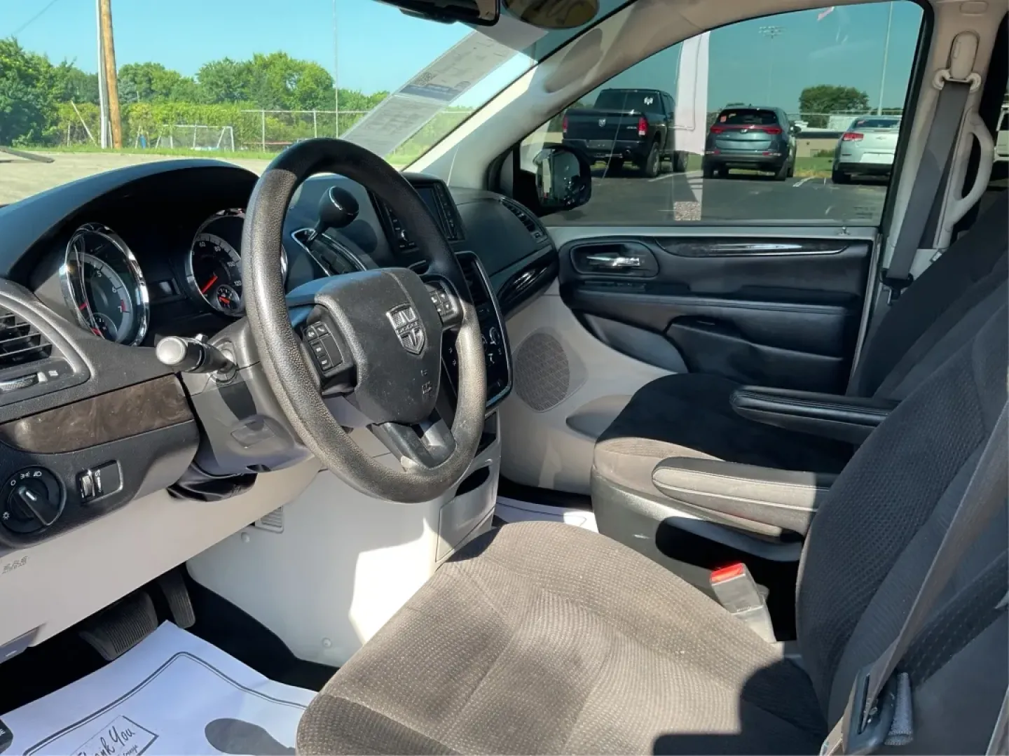 2018 Dodge Grand Caravan SE (2C4RDGBG5JR) with an Pentastar 3.6L V-6 DOHC engine, located at 1099 N County Rd 25A, Troy, OH, 45373, (937) 908-9800, 40.057079, -84.212883 - **Explore the Open Road in Style with the 2018 Dodge Grand Caravan Perfect for Families on the Go!**<br /> <br /> Are you searching for a reliable vehicle that caters to your family's needs while offering comfort and versatility? Look no further than the 2018 Dodge Grand Caravan SE, available now a - Photo#9