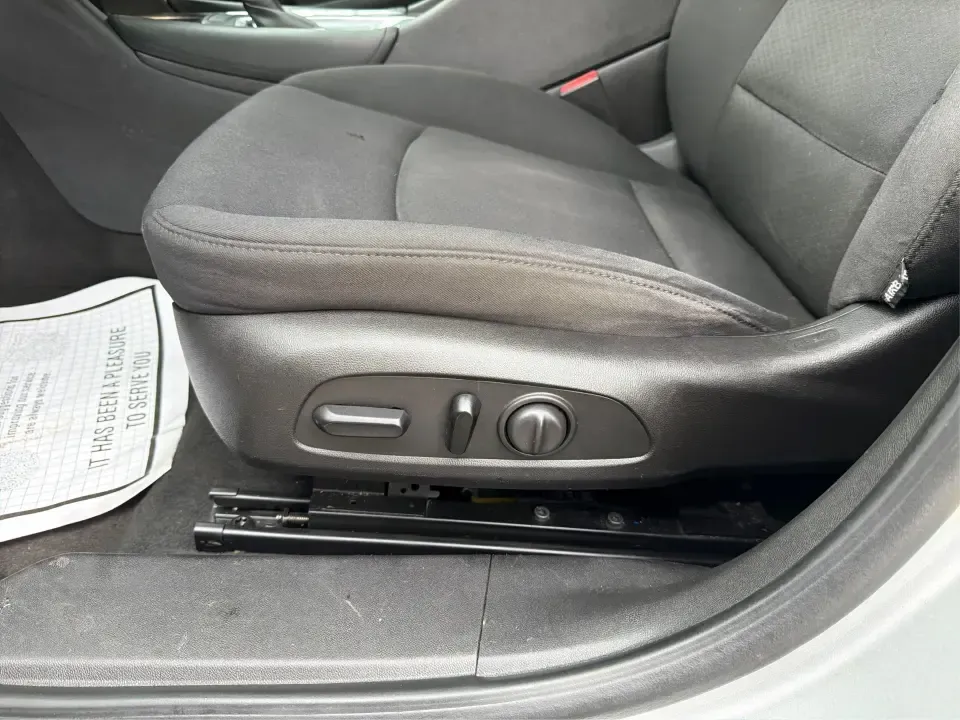 2016 Chevrolet Malibu LT (1LT) (1G1ZE5ST4GF) with an 1.5L Turbo I4 engine, 6-speed automatic transmission, located at 1099 N County Rd 25A, Troy, OH, 45373, (937) 908-9800, 40.057079, -84.212883 - Need a smart, comfortable sedan for the daily commute from Troy to Dayton, school drop-offs around Miami East, or a weekend run to the Greene for shopping? This 2016 Chevrolet Malibu LT (1LT) is the kind of practical, fuel-sipping ride that fits real life-room for five, easy maneuvering for city err- Photo#18