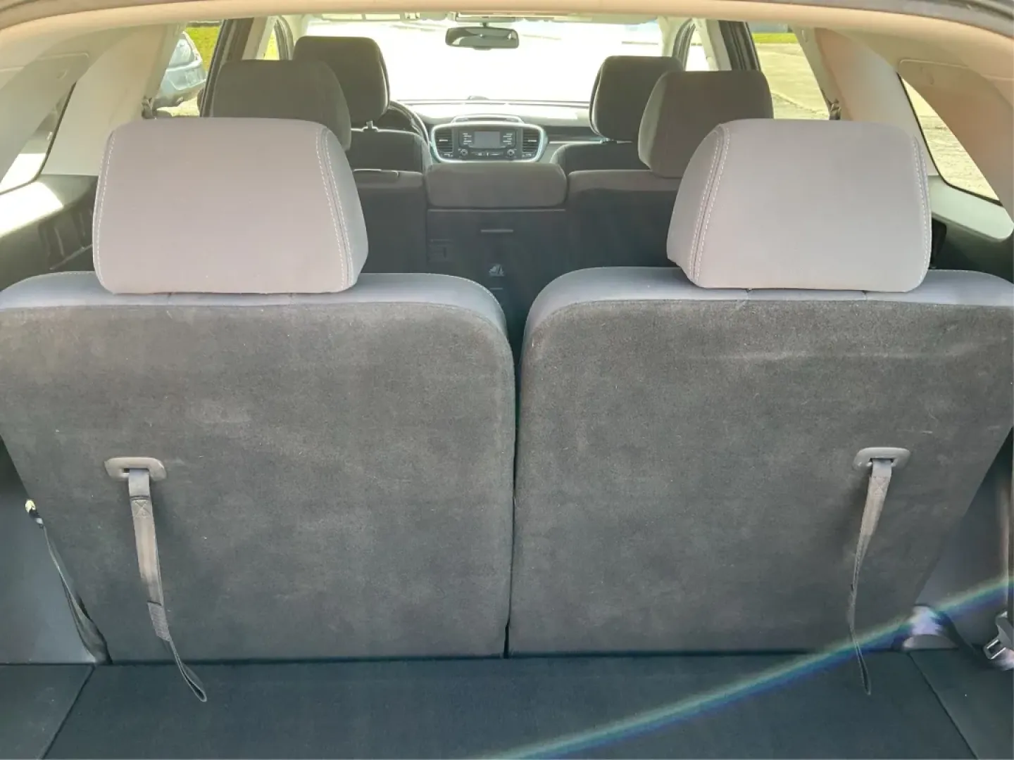 2016 Kia Sorento 2.4L LX (5XYPGDA32GG) with an 2.4L I-4 gasoline direct injection engine, located at 1099 N County Rd 25A, Troy, OH, 45373, (937) 908-9800, 40.057079, -84.212883 - Are you ready to elevate your family adventures while keeping comfort and versatility at the forefront? Look no further than this stunning 2016 Kia Sorento LX, now available at Advantage Car and Credit - Troy. Nestled in the heart of Troy, OH, at 1099 N County Rd 25A, our Buy Here Pay Here dealershi - Photo#12