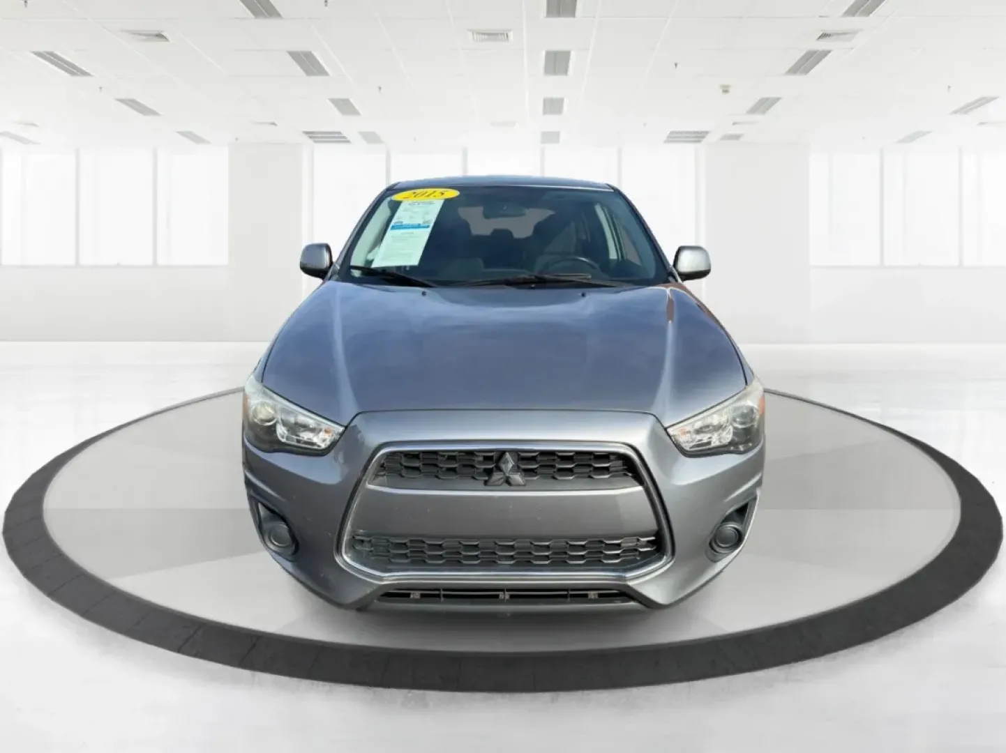 2015 Mitsubishi Outlander ES (4A4AP3AUXFE) with an 2L I-4 DOHC engine, located at 8750 N County Rd 25A, Piqua, OH, 45356, (937) 908-9800, 40.164391, -84.232513 - **Discover Adventure with the 2015 Mitsubishi Outlander - Perfect for Families and Road Trips!**<br /> <br /> At Advantage Car and Credit - Piqua, located at 8750 N County Rd 25A, Piqua, OH 45356, we understand that life is about experiences-whether it's weekend getaways, school runs, or family adve - Photo#7