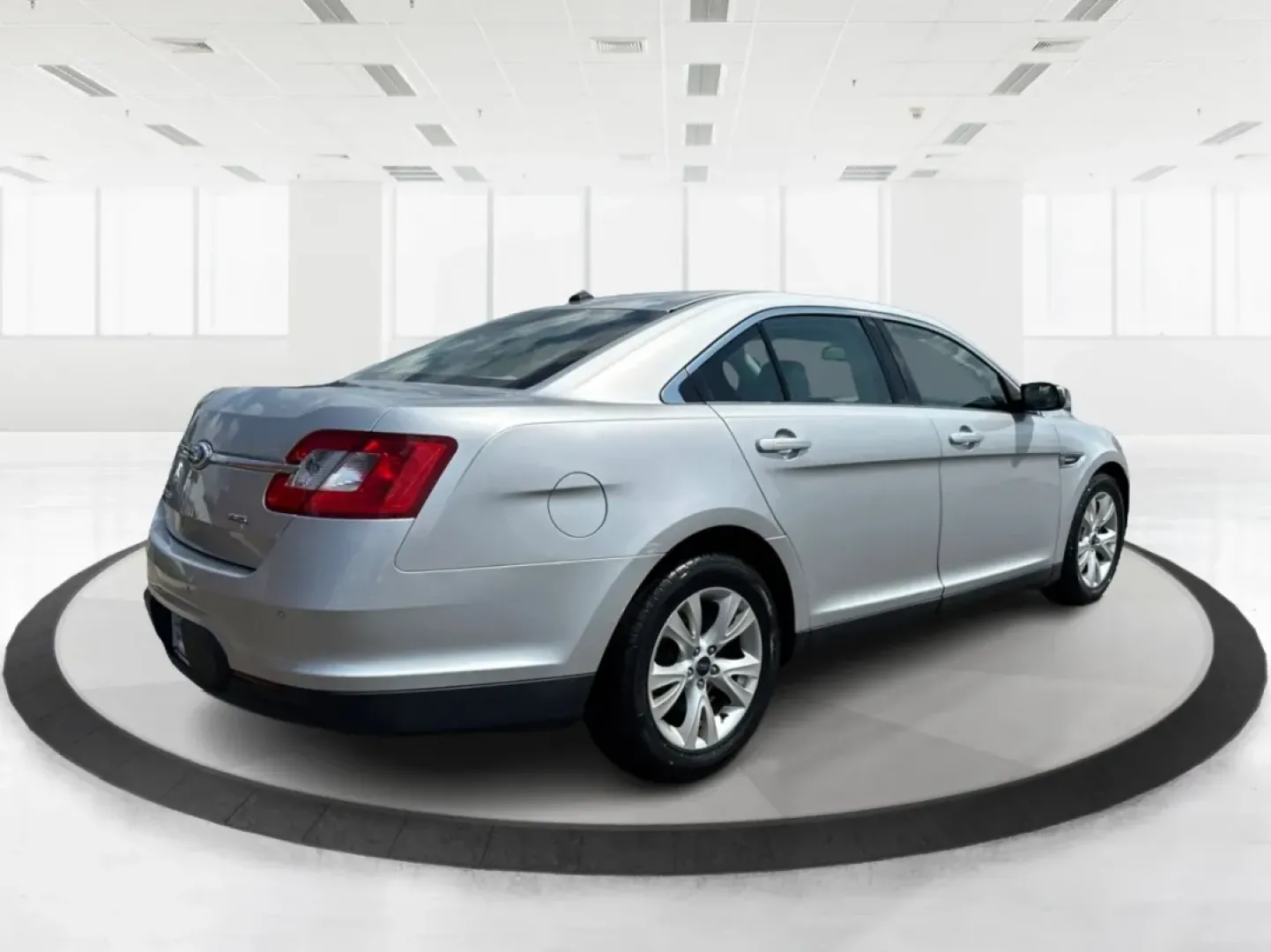 2011 Ford Taurus SEL (1FAHP2EW3BG) with an Duratec 3.5L V-6 DOHC engine, located at 880 E. National Road, Vandalia, OH, 45377, (937) 908-9800, 39.891918, -84.183594 - Experience the perfect blend of comfort, style, and reliability with the 2011 Ford Taurus SEL, a sedan that is truly designed for modern life. Whether you're commuting to work, transporting your growing family, or heading out for weekend adventures, this vehicle caters to a variety of lifestyles. Av - Photo#2