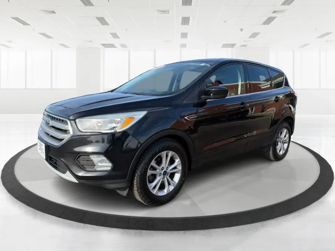 2017 Ford Escape SE FWD (1FMCU0GD6HU) with an 1.5L L4 DOHC 16V engine, 6-Speed Automatic transmission, located at 880 E. National Road, Vandalia, OH, 45377, (937) 908-9800, 39.891918, -84.183594 - **Explore the Open Road in This 2017 Ford Escape SE Perfect for Your Active Lifestyle!**<br /> <br /> Are you searching for a versatile and stylish SUV that perfectly fits your on-the-go lifestyle? Look no further! The 2017 Ford Escape SE is ideal for families, commuters, or anyone who loves weeken - Photo#8