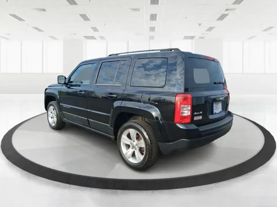 2012 Jeep Patriot Latitude (1C4NJRFB1CD) with an 2.4L I-4 DOHC engine, Automatic transmission, located at 8750 N County Rd 25A, Piqua, OH, 45356, (937) 908-9800, 40.164391, -84.232513 - Experience the thrill of adventure with the 2012 Jeep Patriot Latitude, now available at Advantage Car and Credit in Troy, OH! Perfect for weekend getaways or daily commutes, this versatile SUV is designed to meet the needs of both adventure-seekers and budget-conscious buyers alike. With its rugged - Photo#4