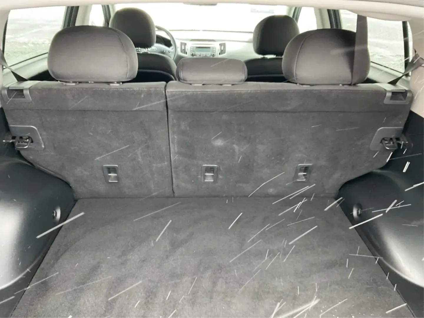 2015 Kia Sportage LX (KNDPB3AC8F7) with an Other engine, located at 880 E. National Road, Vandalia, OH, 45377, (937) 908-9800, 39.891918, -84.183594 - **Adventure Awaits: Discover the 2015 Kia Sportage LX at Advantage Car and Credit!**<br /> <br /> Are you ready to enhance your lifestyle with a vehicle that's perfect for weekend getaways or daily commutes? At Advantage Car and Credit in New Carlisle, OH, we're excited to introduce you to the 2015 - Photo#11