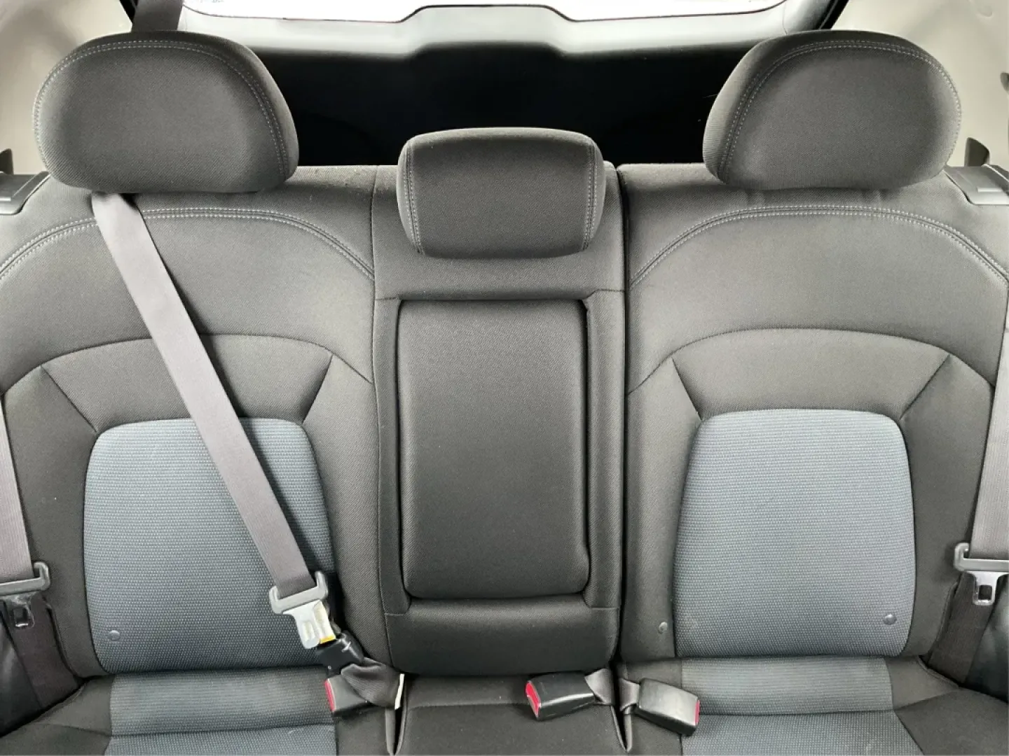 2015 Kia Sportage LX (KNDPB3AC8F7) with an Other engine, located at 880 E. National Road, Vandalia, OH, 45377, (937) 908-9800, 39.891918, -84.183594 - **Adventure Awaits: Discover the 2015 Kia Sportage LX at Advantage Car and Credit!**<br /> <br /> Are you ready to enhance your lifestyle with a vehicle that's perfect for weekend getaways or daily commutes? At Advantage Car and Credit in New Carlisle, OH, we're excited to introduce you to the 2015 - Photo#13