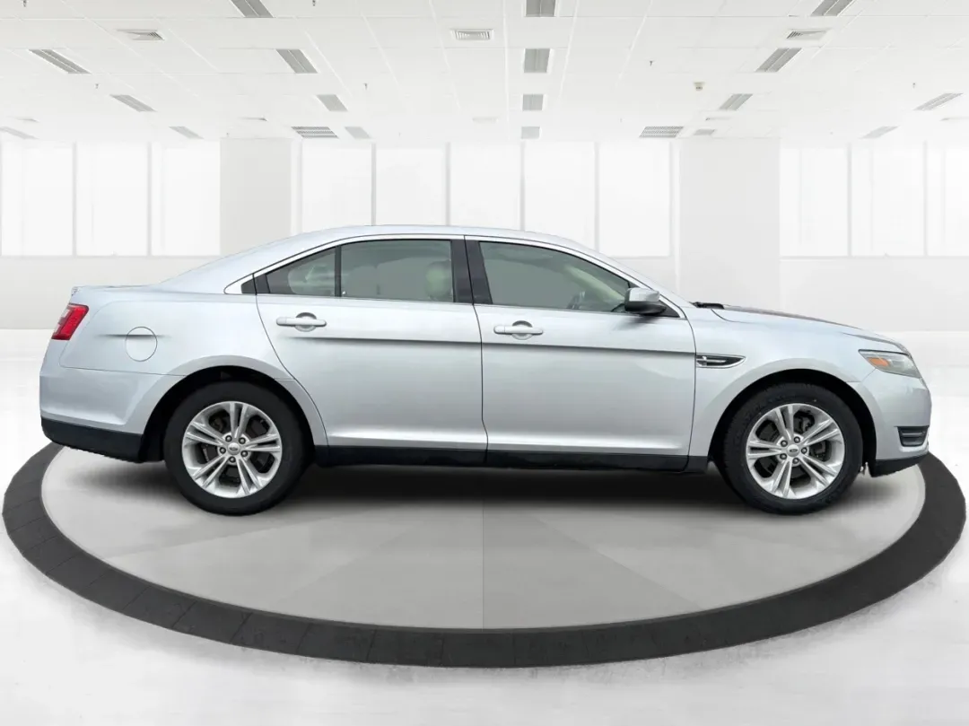 2013 Ford Taurus SEL (1FAHP2H87DG) with an 3.5L V-6 DOHC engine, located at 8750 N County Rd 25A, Piqua, OH, 45356, (937) 908-9800, 40.164391, -84.232513 - 2013 Ford Taurus SEL - Photo#1
