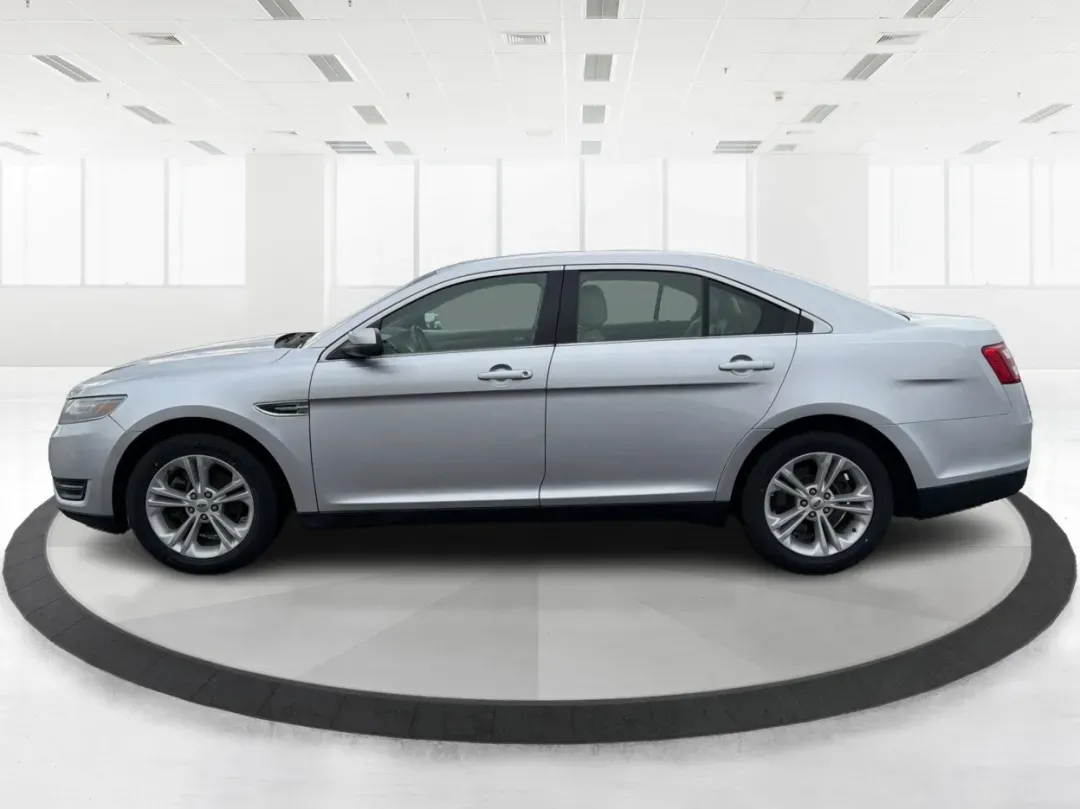 2013 Ford Taurus SEL (1FAHP2H87DG) with an 3.5L V-6 DOHC engine, located at 8750 N County Rd 25A, Piqua, OH, 45356, (937) 908-9800, 40.164391, -84.232513 - 2013 Ford Taurus SEL - Photo#5