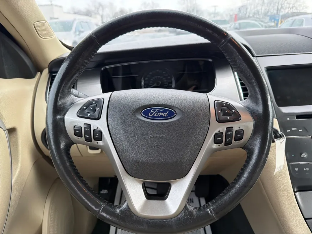 2013 Ford Taurus SEL (1FAHP2H87DG) with an 3.5L V-6 DOHC engine, located at 8750 N County Rd 25A, Piqua, OH, 45356, (937) 908-9800, 40.164391, -84.232513 - 2013 Ford Taurus SEL - Photo#15