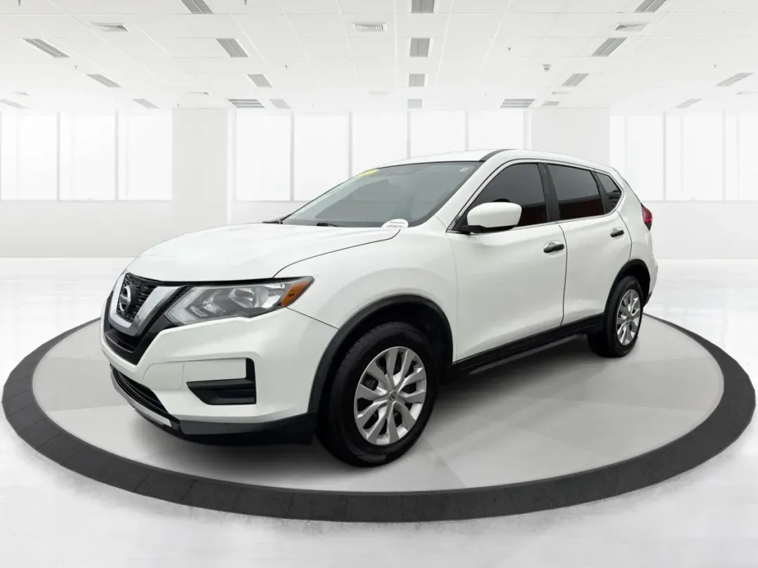 2017 Nissan Rogue S (KNMAT2MV0HP) with an 2.5L I-4 DOHC engine, located at 1230 East Main St, Xenia, OH, 45385, (937) 908-9800, 39.688026, -83.910172 - **Adventure Awaits: Explore the 2017 Nissan Rogue at Advantage Car and Credit!**<br /> <br /> Are you ready to embark on your next family road trip or weekend adventure? The 2017 Nissan Rogue is the perfect companion for those who value versatility, comfort, and reliability. Whether you're navigatin - Photo#8