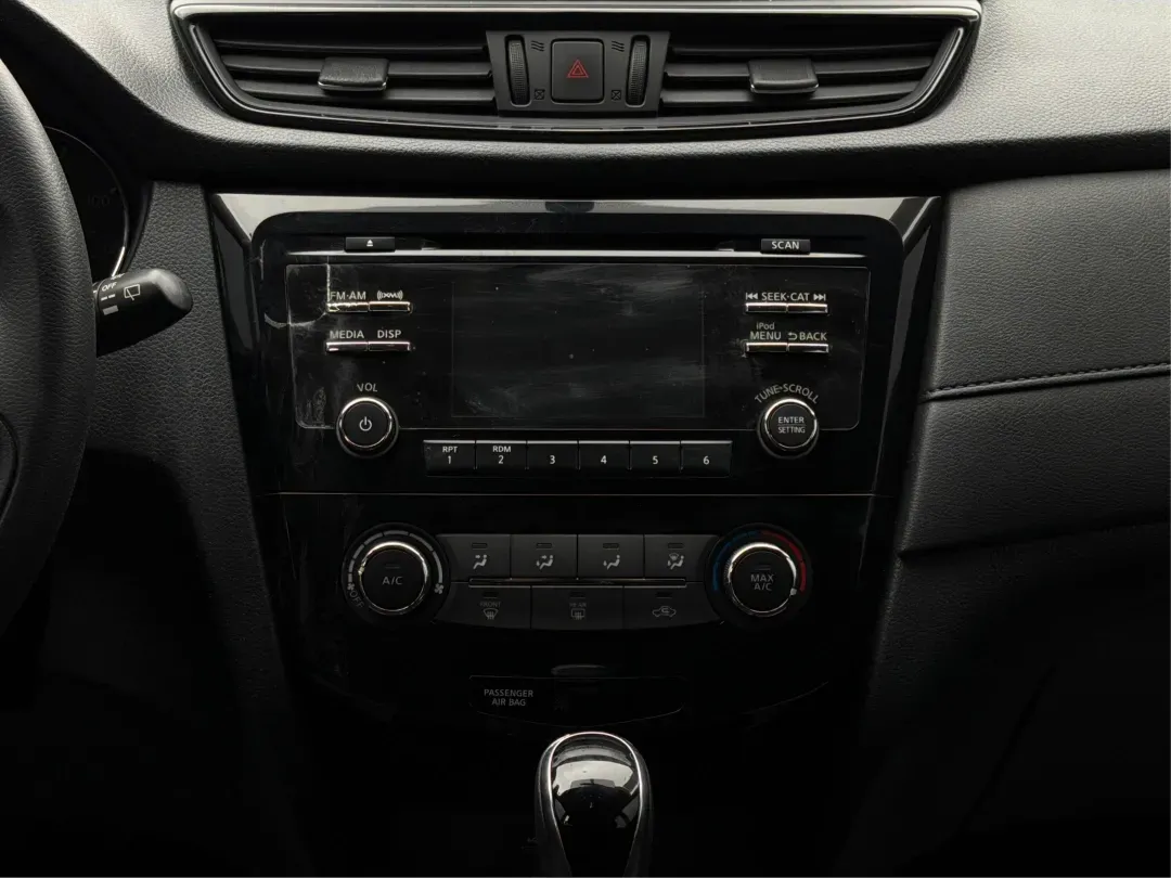 2017 Nissan Rogue S (KNMAT2MV0HP) with an 2.5L I-4 DOHC engine, located at 1230 East Main St, Xenia, OH, 45385, (937) 908-9800, 39.688026, -83.910172 - **Adventure Awaits: Explore the 2017 Nissan Rogue at Advantage Car and Credit!**<br /> <br /> Are you ready to embark on your next family road trip or weekend adventure? The 2017 Nissan Rogue is the perfect companion for those who value versatility, comfort, and reliability. Whether you're navigatin - Photo#13