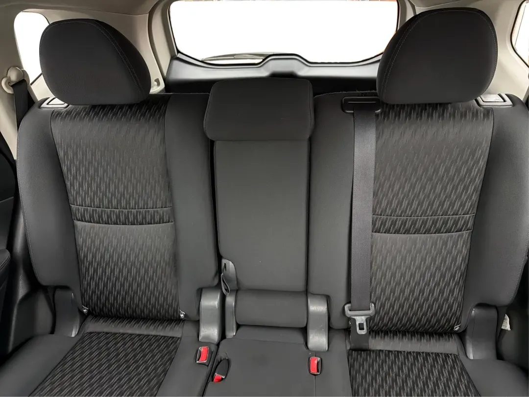 2017 Nissan Rogue S (KNMAT2MV0HP) with an 2.5L I-4 DOHC engine, located at 1230 East Main St, Xenia, OH, 45385, (937) 908-9800, 39.688026, -83.910172 - **Adventure Awaits: Explore the 2017 Nissan Rogue at Advantage Car and Credit!**<br /> <br /> Are you ready to embark on your next family road trip or weekend adventure? The 2017 Nissan Rogue is the perfect companion for those who value versatility, comfort, and reliability. Whether you're navigatin - Photo#14