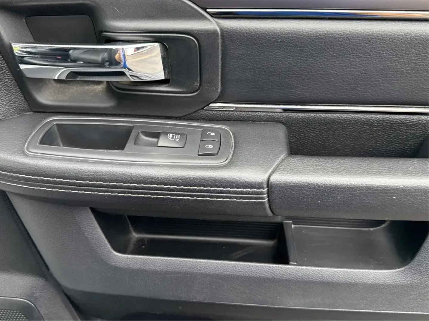 2016 Ram 1500 Sport (1C6RR7MT2GS) with an Other engine, located at 8750 N County Rd 25A, Piqua, OH, 45356, (937) 908-9800, 40.164391, -84.232513 - **Unleash Your Adventurous Spirit with the 2016 Ram 1500 Sport!**<br /> <br /> Are you ready to elevate your driving experience? Whether you're navigating the daily grind of your commute, transporting the kids to soccer practice, or gearing up for a weekend adventure, the 2016 Ram 1500 Sport is desi - Photo#20