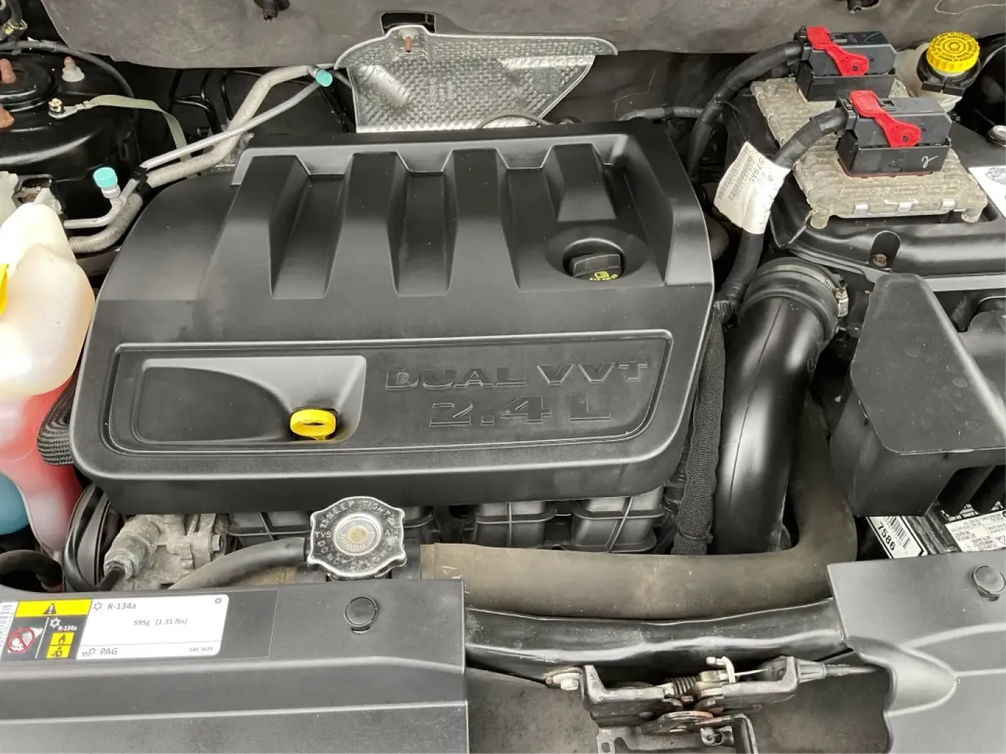 2014 Jeep Compass Sport (1C4NJDBBXED) with an 2.4L I-4 DOHC engine, located at 1951 S Dayton Lakeview Rd., New Carlisle, OH, 45344, (937) 908-9800, 39.890999, -84.050255 - Experience the thrill of adventure and the comfort of a reliable ride with this stunning 2014 Jeep Compass Sport, available now at Advantage Car and Credit in New Carlisle, OH. Perfect for weekend getaways or daily commutes, this versatile SUV balances style, performance, and practicality, making it - Photo#11