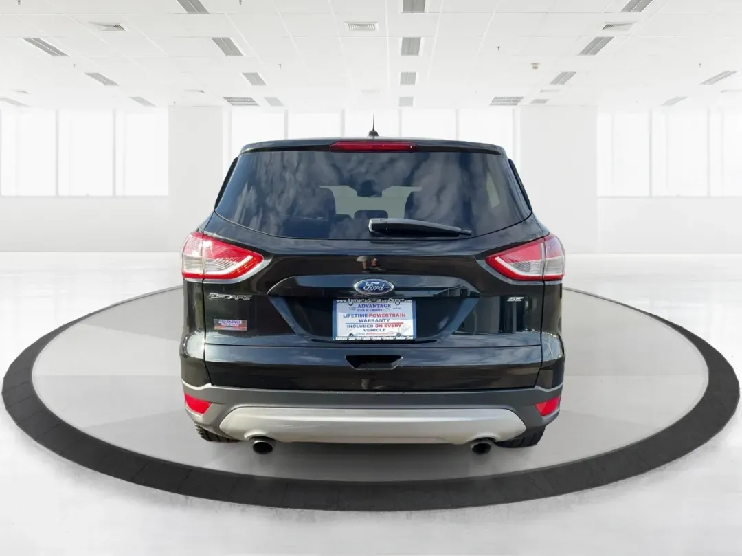 2015 Ford Escape SE (1FMCU0G76FU) with an Other engine, located at 1099 N County Rd 25A, Troy, OH, 45373, (937) 908-9800, 40.057079, -84.212883 - **Discover the Ultimate Family Adventure Vehicle: 2015 Ford Escape SE at Advantage Car and Credit - Piqua**<br /> <br /> Are you ready to elevate your family road trips or weekend adventures? The 2015 Ford Escape SE offers the perfect blend of style, comfort, and utility to meet the demands of an ac - Photo#3