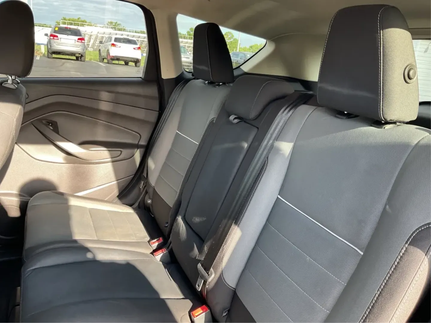 2015 Ford Escape SE (1FMCU0G76FU) with an Other engine, located at 1099 N County Rd 25A, Troy, OH, 45373, (937) 908-9800, 40.057079, -84.212883 - **Discover the Ultimate Family Adventure Vehicle: 2015 Ford Escape SE at Advantage Car and Credit - Piqua**<br /> <br /> Are you ready to elevate your family road trips or weekend adventures? The 2015 Ford Escape SE offers the perfect blend of style, comfort, and utility to meet the demands of an ac - Photo#10