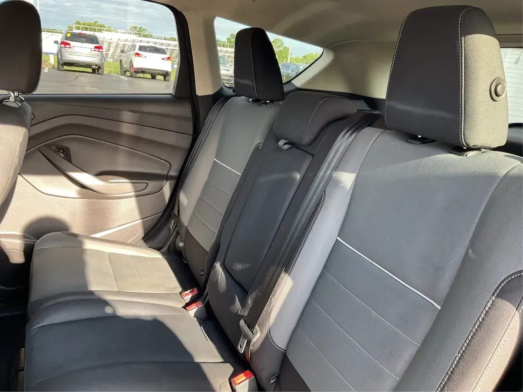 2015 Ford Escape SE (1FMCU0G76FU) with an Other engine, located at 1099 N County Rd 25A, Troy, OH, 45373, (937) 908-9800, 40.057079, -84.212883 - **Discover the Ultimate Family Adventure Vehicle: 2015 Ford Escape SE at Advantage Car and Credit - Piqua**<br /> <br /> Are you ready to elevate your family road trips or weekend adventures? The 2015 Ford Escape SE offers the perfect blend of style, comfort, and utility to meet the demands of an ac - Photo#10