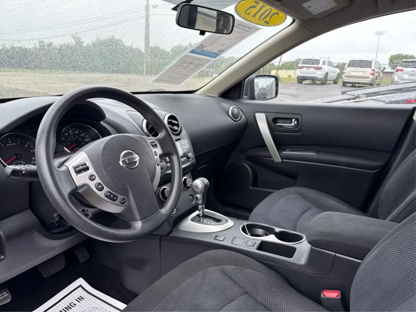 2015 Nissan Rogue S (JN8AS5MVXFW) with an 2.5L I-4 DOHC engine, located at 1099 N County Rd 25A, Troy, OH, 45373, (937) 908-9800, 40.057079, -84.212883 - **Elevate Your Adventures with the 2015 Nissan Rogue at Advantage Car and Credit - Troy!**<br /> <br /> Are you ready to upgrade your family road trips or daily commutes with a dependable and stylish SUV? The 2015 Nissan Rogue in Cayenne Red is here to make every journey enjoyable and comfortable. W - Photo#9