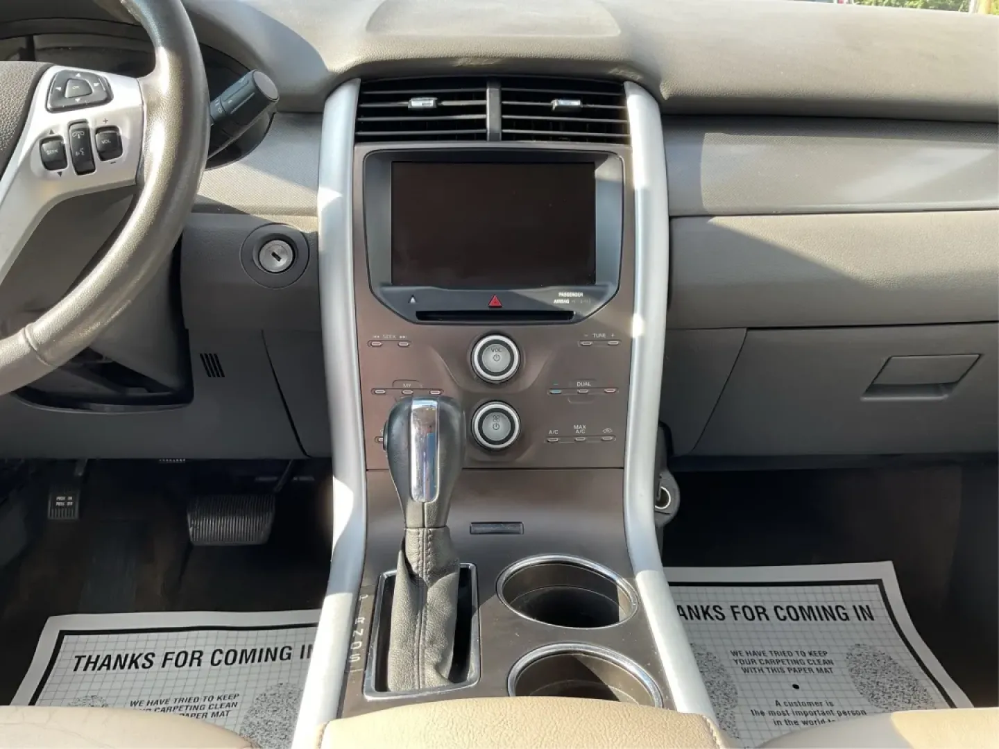 2013 Ford Edge SEL (2FMDK4JC4DB) with an 3.5L V-6 DOHC engine, located at 1951 S Dayton Lakeview Rd., New Carlisle, OH, 45344, (937) 908-9800, 39.890999, -84.050255 - **Explore the Great Outdoors with the 2013 Ford Edge SEL at Advantage Car and Credit - New Carlisle!**<br /> <br /> Are you ready for your next family adventure? The 2013 Ford Edge SEL is the perfect SUV for those seeking to balance everyday driving with weekend escapades. With its spacious interior - Photo#13