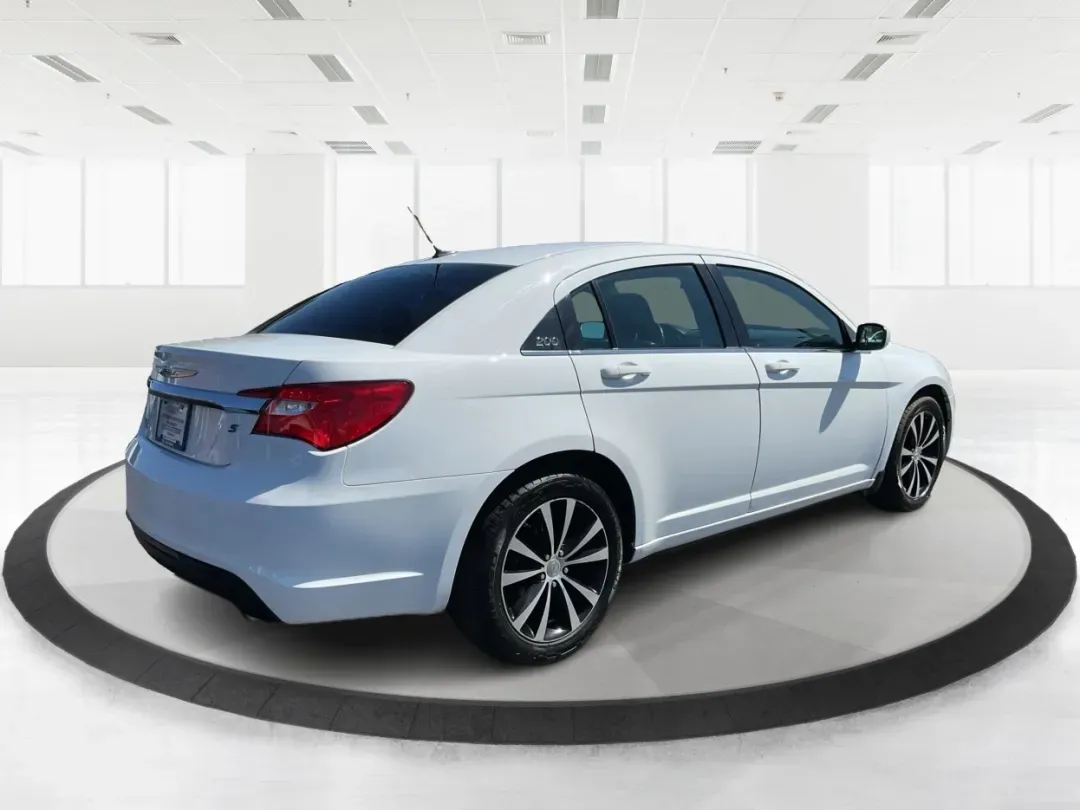 2012 Chrysler 200 Touring (1C3CCBBG4CN) with an Other engine, located at 1099 N County Rd 25A, Troy, OH, 45373, (937) 908-9800, 40.057079, -84.212883 - Unleash your driving potential with the perfect blend of style, comfort, and functionality-ideal for growing families or anyone seeking a reliable commuter vehicle. Introducing the 2012 Chrysler 200 Touring sedan, now available at Advantage Car and Credit in Troy, OH. Located at 1099 N County Rd 25A - Photo#2