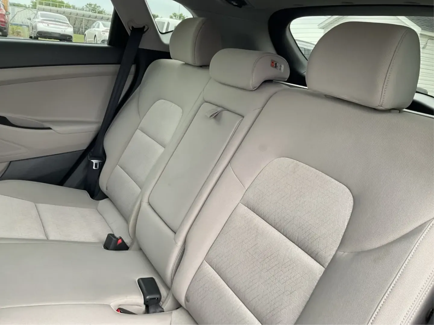 2016 Hyundai Tucson SE (KM8J3CA43GU) with an Nu 2L I-4 gasoline direct injection engine, located at 8750 N County Rd 25A, Piqua, OH, 45356, (937) 908-9800, 40.164391, -84.232513 - **Elevate Your Daily Drive with the 2016 Hyundai Tucson SE Perfect for Your Active Lifestyle!**<br /> <br /> Are you in search of a reliable vehicle that fits your busy lifestyle? The 2016 Hyundai Tucson SE, available now at Advantage Car and Credit in Piqua, OH, is the ultimate SUV for those on th - Photo#10