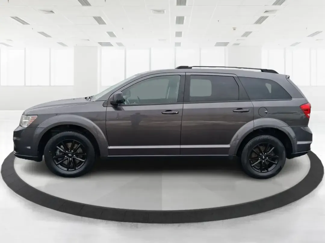 2019 Dodge Journey SE (3C4PDCBB0KT) with an 2.4L L6 DOHC 16V engine, 4A transmission, located at 1230 East Main St, Xenia, OH, 45385, (937) 908-9800, 39.688026, -83.910172 - ### Discover Your Next Adventure with the 2019 Dodge Journey SE Perfect for Growing Families!<br /> <br /> Are you looking for a reliable and spacious SUV that can accommodate your family's needs and adventures? Look no further than this 2019 Dodge Journey SE, now available at Advantage Car and Cre - Photo#5