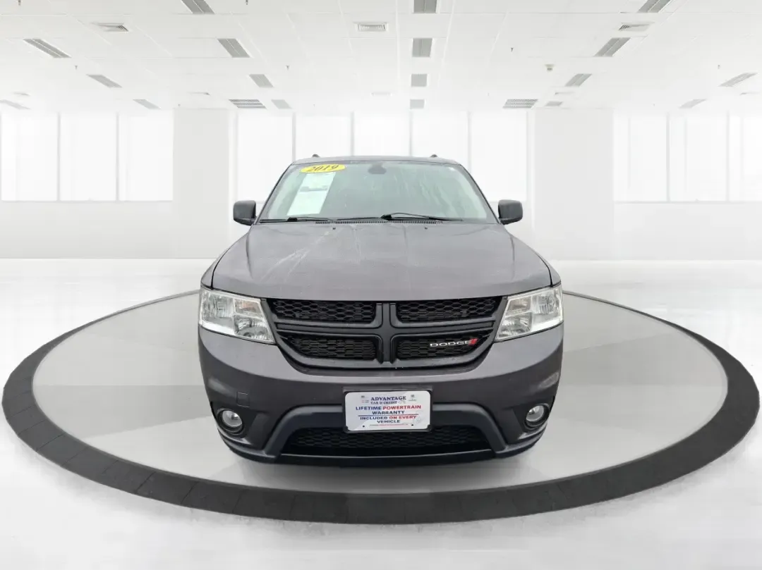 2019 Dodge Journey SE (3C4PDCBB0KT) with an 2.4L L6 DOHC 16V engine, 4A transmission, located at 1230 East Main St, Xenia, OH, 45385, (937) 908-9800, 39.688026, -83.910172 - ### Discover Your Next Adventure with the 2019 Dodge Journey SE Perfect for Growing Families!<br /> <br /> Are you looking for a reliable and spacious SUV that can accommodate your family's needs and adventures? Look no further than this 2019 Dodge Journey SE, now available at Advantage Car and Cre - Photo#7