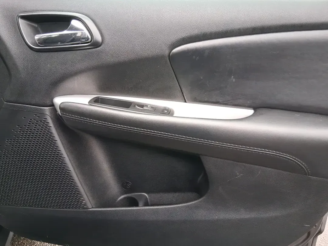 2019 Dodge Journey SE (3C4PDCBB0KT) with an 2.4L L6 DOHC 16V engine, 4A transmission, located at 1230 East Main St, Xenia, OH, 45385, (937) 908-9800, 39.688026, -83.910172 - ### Discover Your Next Adventure with the 2019 Dodge Journey SE Perfect for Growing Families!<br /> <br /> Are you looking for a reliable and spacious SUV that can accommodate your family's needs and adventures? Look no further than this 2019 Dodge Journey SE, now available at Advantage Car and Cre - Photo#19