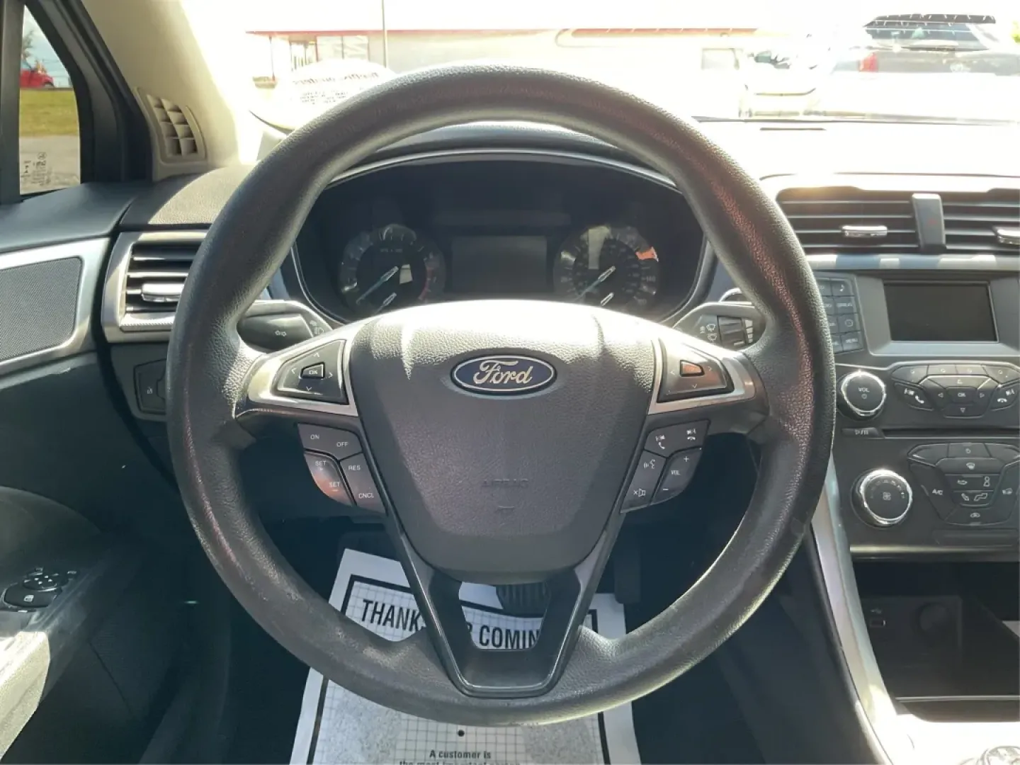 2018 Ford Fusion SE (3FA6P0H78JR) with an 2.5L L4 DOHC 16V engine, 6-Speed Automatic transmission, located at 401 Woodman Dr, Riverside, OH, 45431, (937) 908-9800, 39.760899, -84.123421 - ### Discover Your Next Adventure with the 2018 Ford Fusion SE at Advantage Car and Credit - Riverside!<br /> <br /> Are you in the market for a reliable sedan that perfectly balances style, comfort, and practicality? Look no further than the 2018 Ford Fusion SE, available now at Advantage Car and Cr - Photo#16