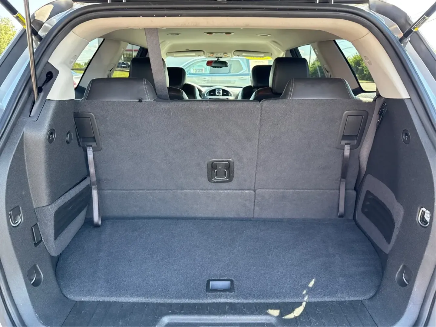 2015 Buick Enclave Leather (5GAKRBKD2FJ) with an 3.6L V-6 gasoline direct injection engine, located at 1099 N County Rd 25A, Troy, OH, 45373, (937) 908-9800, 40.057079, -84.212883 - Are you ready to elevate your family adventures and enjoy your daily commutes in style? Look no further than the 2015 Buick Enclave, available now at Advantage Car and Credit in Troy, OH! This spacious utility vehicle is designed with families in mind, making it the perfect choice for busy parents, - Photo#12