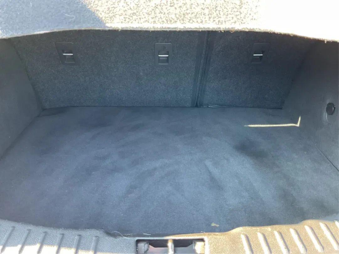 2018 Ford Focus SE (1FADP3K23JL) with an 2L I-4 gasoline direct injection engine, located at 1099 N County Rd 25A, Troy, OH, 45373, (937) 908-9800, 40.057079, -84.212883 - ### Discover Adventure and Comfort with the 2018 Ford Focus SE at Advantage Car and Credit!<br /> <br /> Are you in search of a reliable, stylish vehicle that perfectly complements your active lifestyle? Look no further! The 2018 Ford Focus SE Hatchback is designed for those who appreciate both func - Photo#12