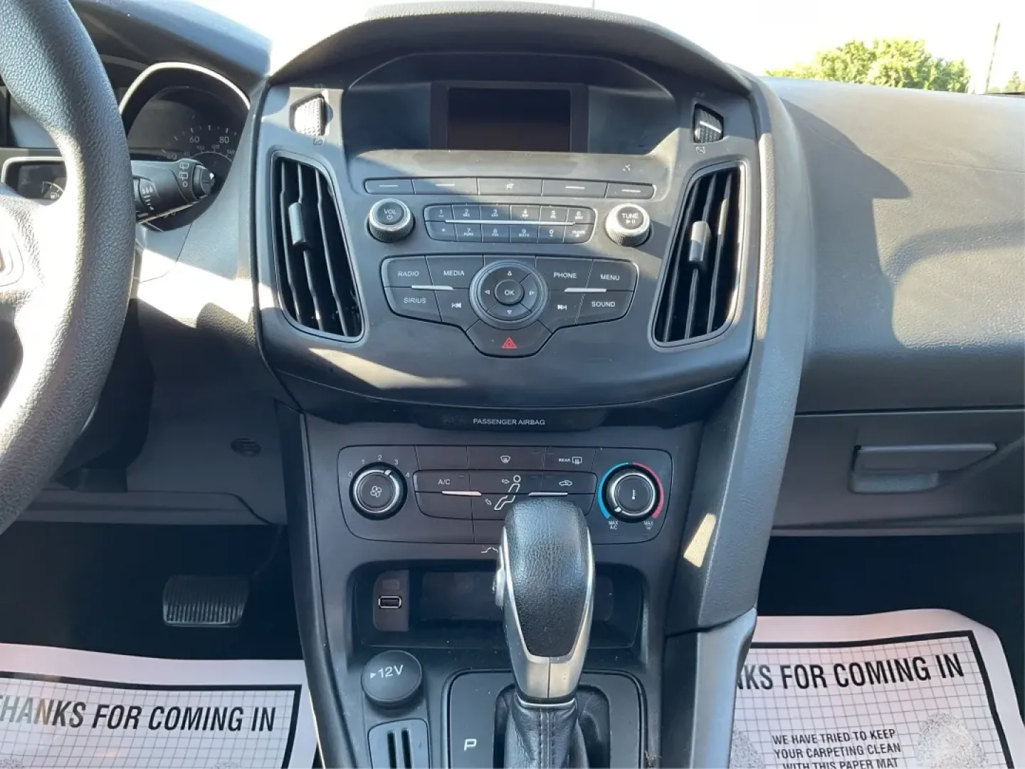 2018 Ford Focus SE (1FADP3K23JL) with an 2L I-4 gasoline direct injection engine, located at 1099 N County Rd 25A, Troy, OH, 45373, (937) 908-9800, 40.057079, -84.212883 - ### Discover Adventure and Comfort with the 2018 Ford Focus SE at Advantage Car and Credit!<br /> <br /> Are you in search of a reliable, stylish vehicle that perfectly complements your active lifestyle? Look no further! The 2018 Ford Focus SE Hatchback is designed for those who appreciate both func - Photo#13