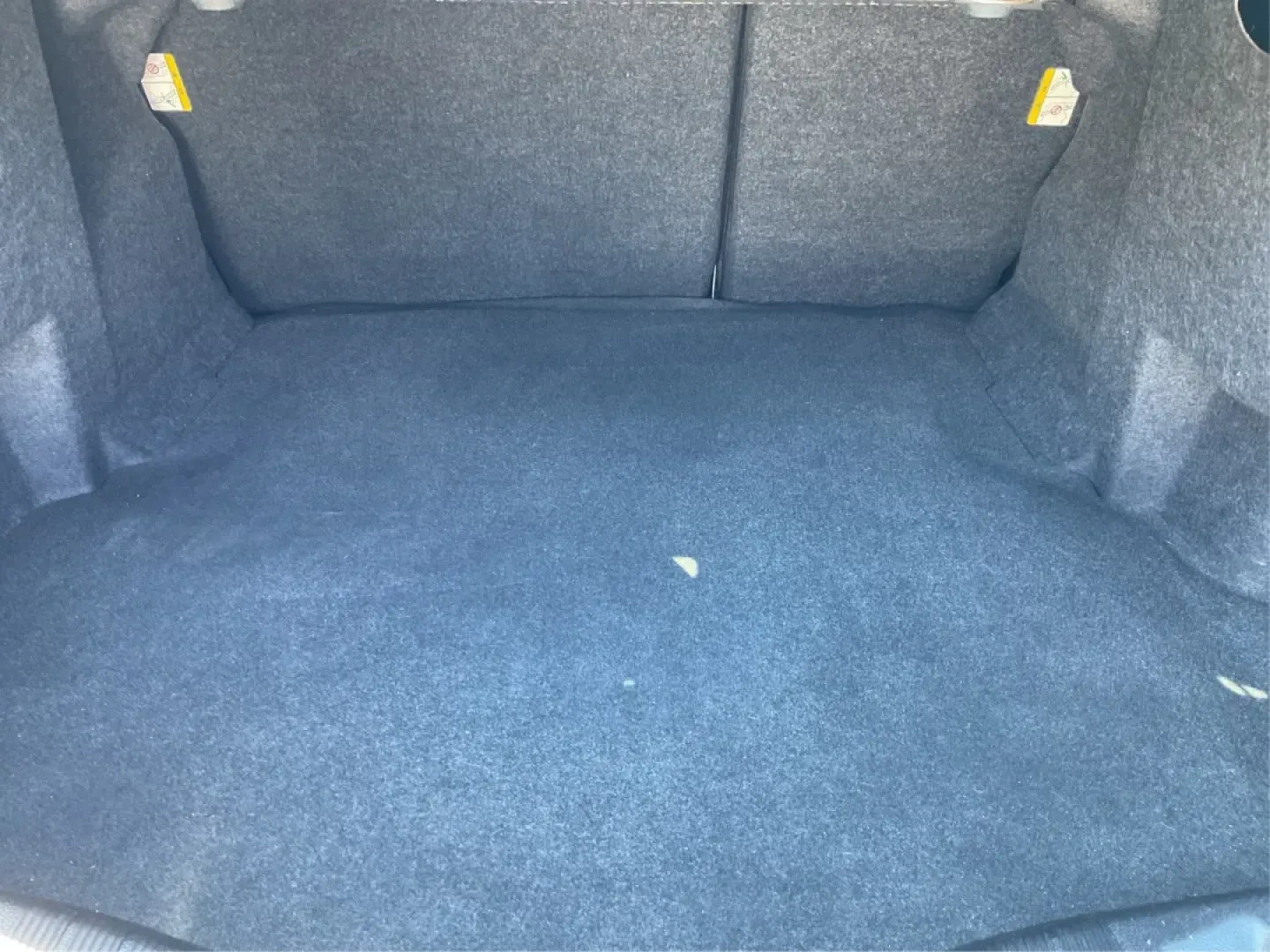 2018 Ford Fusion SE (3FA6P0HD3JR) with an Other engine, located at 880 E. National Road, Vandalia, OH, 45377, (937) 908-9800, 39.891918, -84.183594 - Looking for a reliable sedan that combines style, comfort, and practicality? Look no further than the 2018 Ford Fusion SE, available now at Advantage Car and Credit in Vandalia, OH! Perfect for your daily commute, family outings, or even weekend adventures, this vehicle is designed to enhance your l - Photo#12