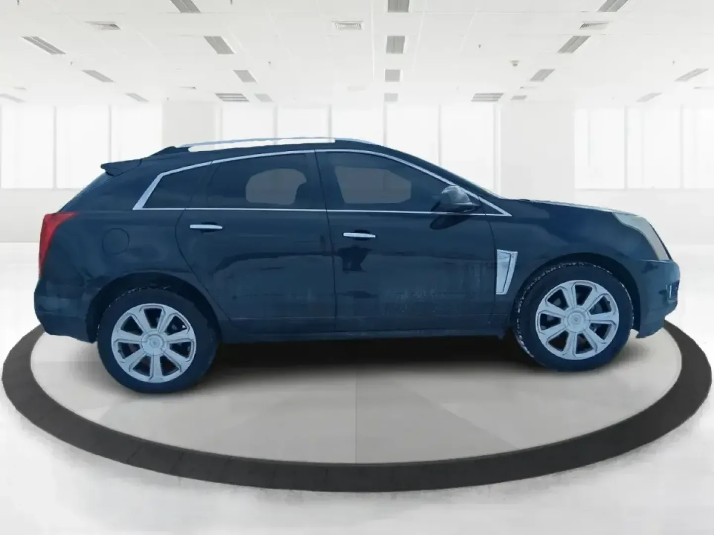 2014 Cadillac SRX Performance Collection (3GYFNCE38ES) with an 3.6L V-6 gasoline direct injection engine, 6-Speed Automatic transmission, located at 1099 N County Rd 25A, Troy, OH, 45373, (937) 908-9800, 40.057079, -84.212883 - **Experience Luxury and Versatility with the 2014 Cadillac SRX Performance Collection at Advantage Car and Credit - Riverside!**<br /> <br /> Are you in search of a vehicle that accommodates both your daily commutes and weekend adventures while ensuring you travel in style? Look no further than the - Photo#1