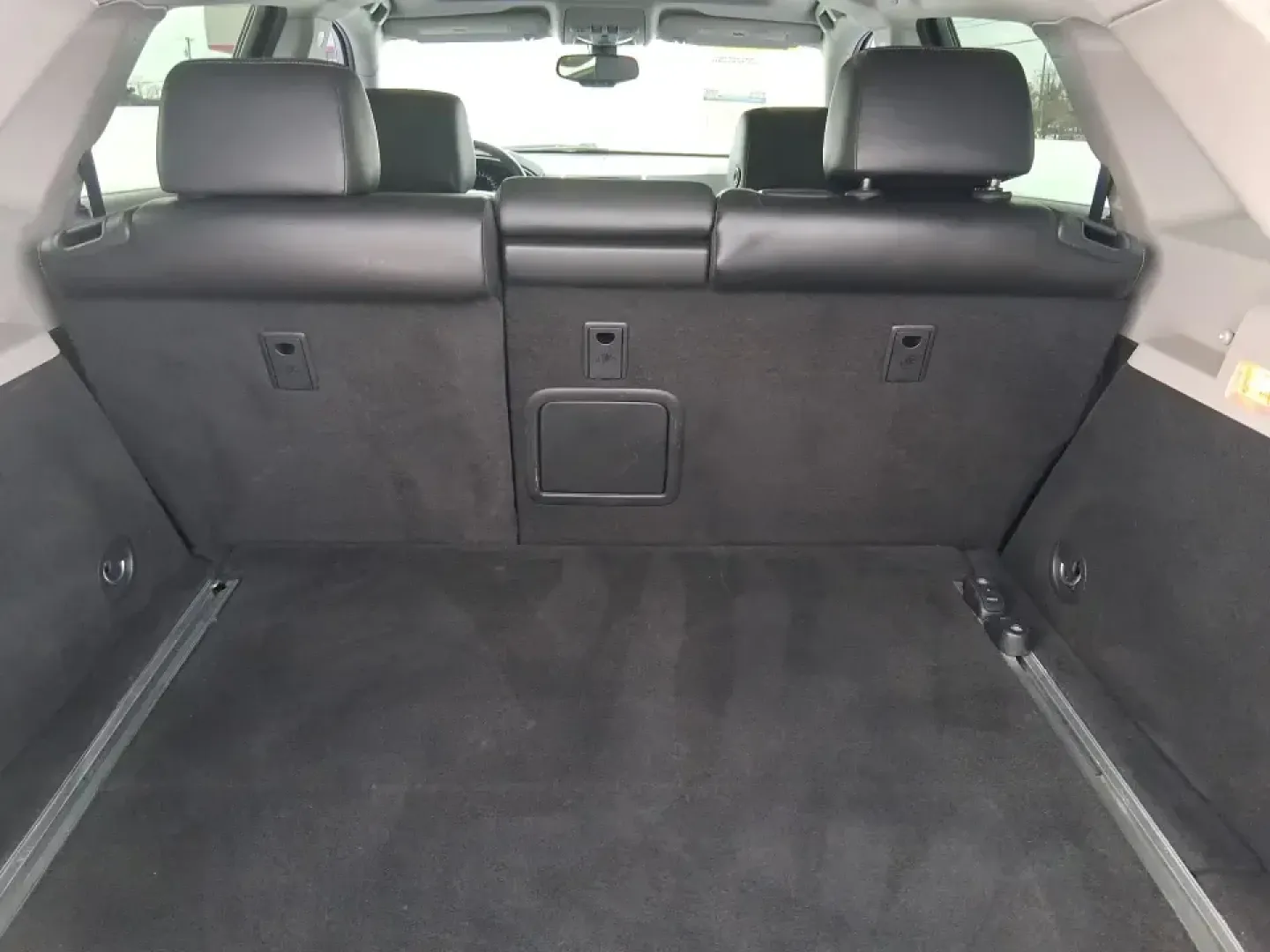 2014 Cadillac SRX Performance Collection (3GYFNCE38ES) with an 3.6L V-6 gasoline direct injection engine, 6-Speed Automatic transmission, located at 1099 N County Rd 25A, Troy, OH, 45373, (937) 908-9800, 40.057079, -84.212883 - **Experience Luxury and Versatility with the 2014 Cadillac SRX Performance Collection at Advantage Car and Credit - Riverside!**<br /> <br /> Are you in search of a vehicle that accommodates both your daily commutes and weekend adventures while ensuring you travel in style? Look no further than the - Photo#12