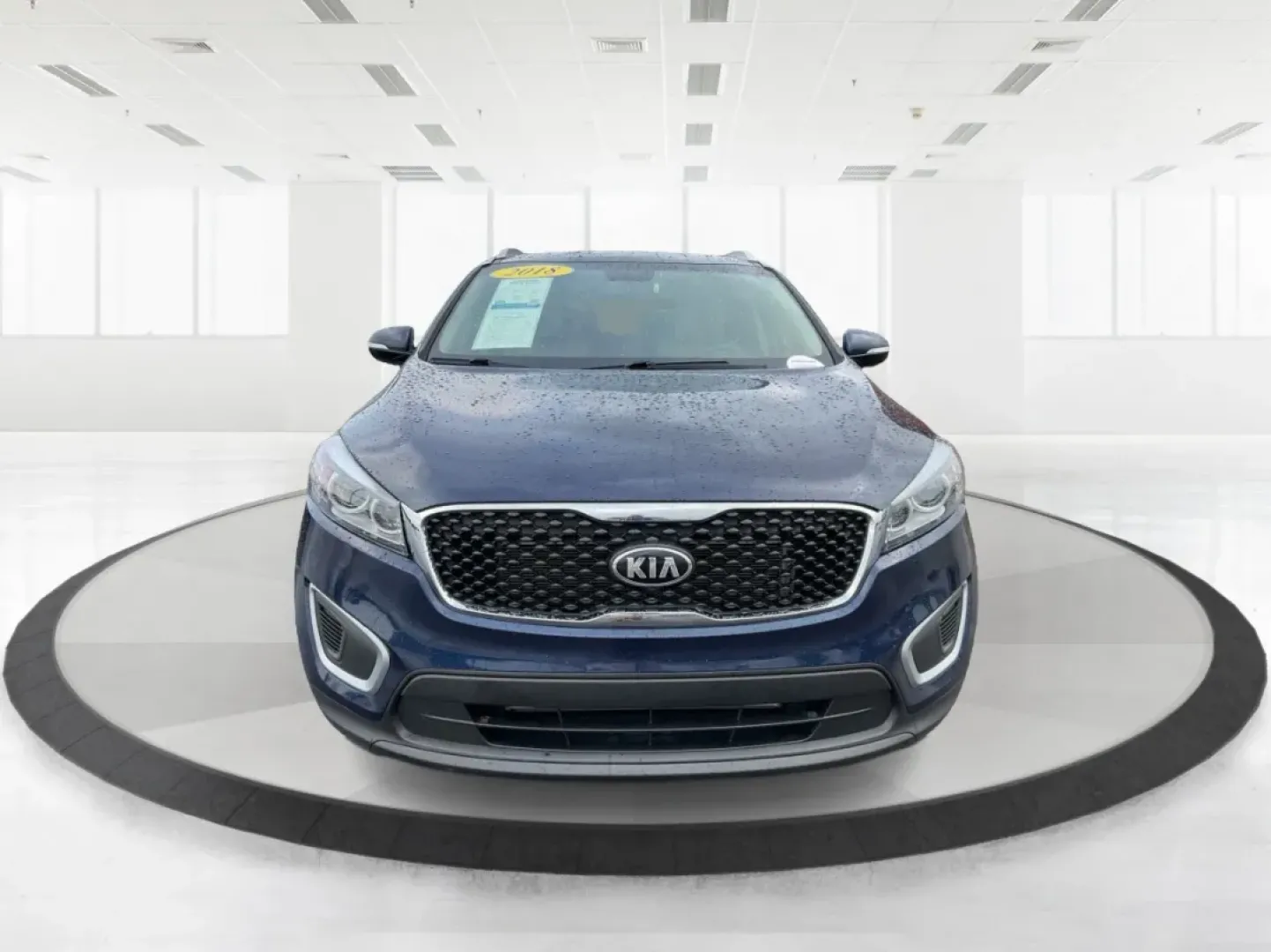 2018 Kia Sorento 2.4L LX (5XYPGDA30JG) with an 2.4L I-4 gasoline direct injection engine, located at 1230 East Main St, Xenia, OH, 45385, (937) 908-9800, 39.688026, -83.910172 - 2018 Kia Sorento 2.4L LX - Photo#7