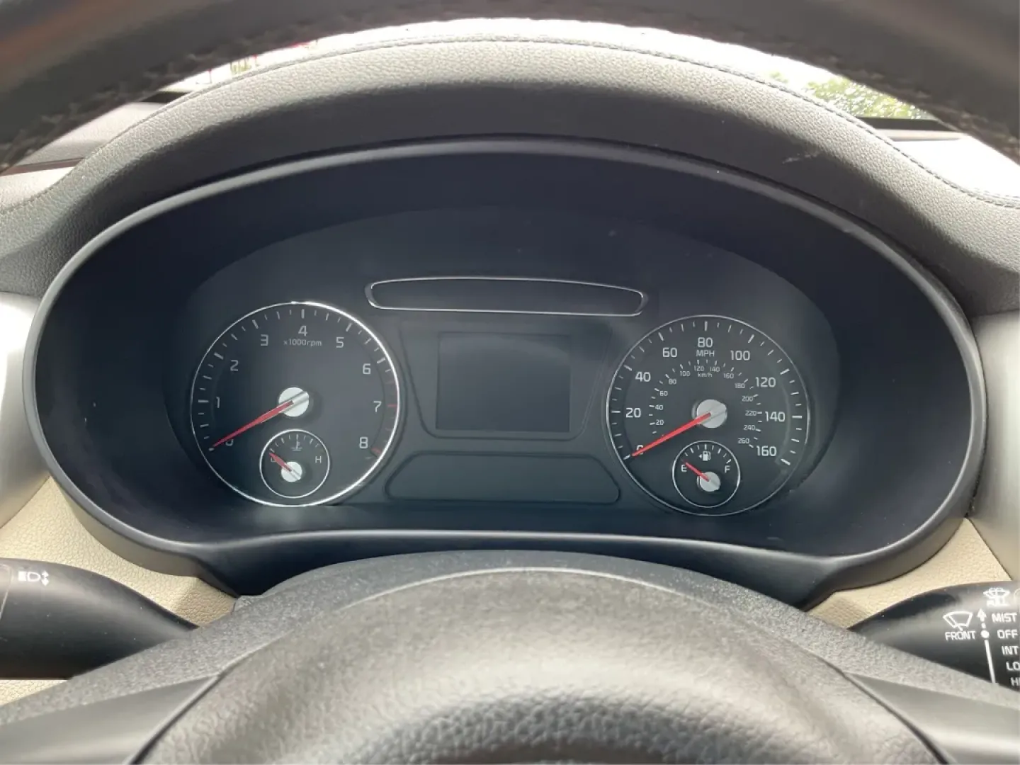 2018 Kia Sorento 2.4L LX (5XYPGDA30JG) with an 2.4L I-4 gasoline direct injection engine, located at 1230 East Main St, Xenia, OH, 45385, (937) 908-9800, 39.688026, -83.910172 - 2018 Kia Sorento 2.4L LX - Photo#15