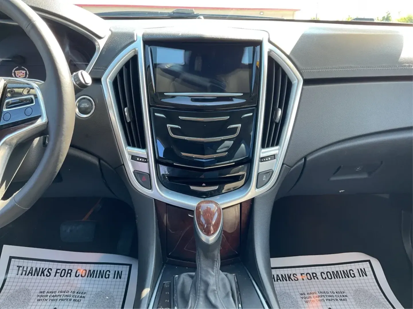 2014 Cadillac SRX Luxury Collection (3GYFNBE30ES) with an 3.6L V-6 gasoline direct injection engine, located at 1230 East Main St, Xenia, OH, 45385, (937) 908-9800, 39.688026, -83.910172 - ### Experience Luxury and Versatility with the 2014 Cadillac SRX Luxury Collection at Advantage Car and Credit - Fairborn!<br /> <br /> Are you in search of the perfect vehicle to elevate your lifestyle? Whether you're a growing family needing a spacious ride, a commuter looking for comfort during l - Photo#13