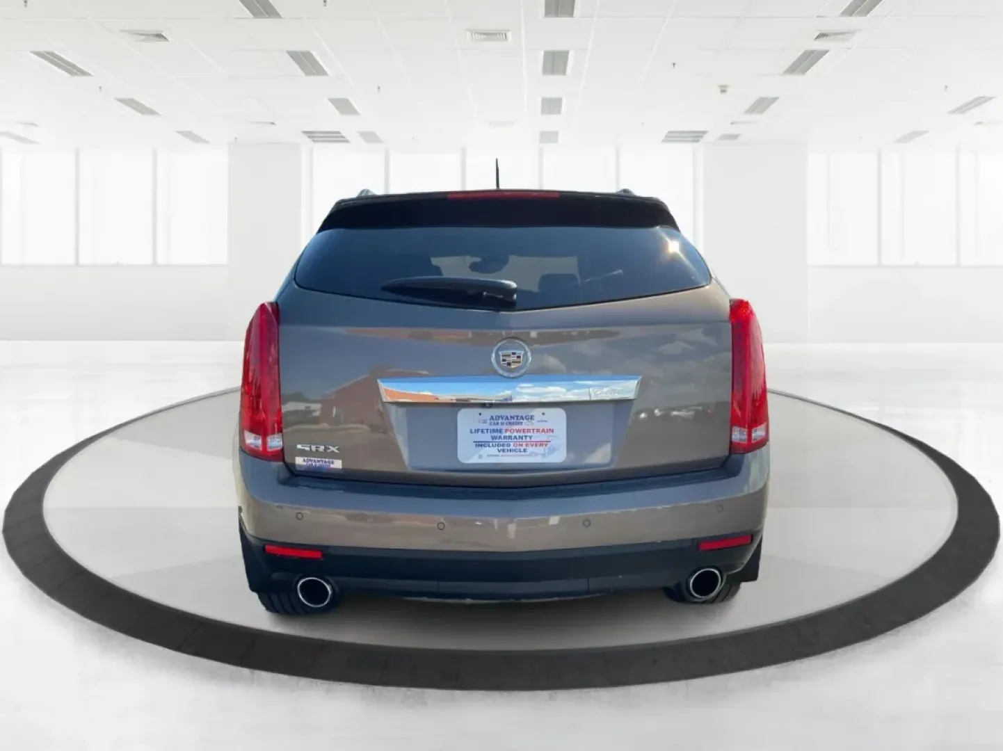 2014 Cadillac SRX Luxury Collection (3GYFNBE30ES) with an 3.6L V-6 gasoline direct injection engine, located at 1230 East Main St, Xenia, OH, 45385, (937) 908-9800, 39.688026, -83.910172 - ### Experience Luxury and Versatility with the 2014 Cadillac SRX Luxury Collection at Advantage Car and Credit - Fairborn!<br /> <br /> Are you in search of the perfect vehicle to elevate your lifestyle? Whether you're a growing family needing a spacious ride, a commuter looking for comfort during l - Photo#3