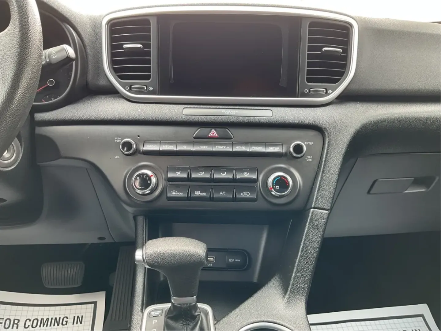 2020 Kia Sportage LX (KNDPMCAC7L7) with an Theta II 2.4L I-4 gasoline direct injection engine, located at 1951 S Dayton Lakeview Rd., New Carlisle, OH, 45344, (937) 908-9800, 39.890999, -84.050255 - **Adventure Awaits with the 2020 Kia Sportage LX Your Perfect Crossover Companion!**<br /> <br /> Are you ready to elevate your daily commutes or embark on unforgettable road trips with your family? Look no further! At Advantage Car and Credit in Fairborn, OH, we proudly present this stylish 2020 K - Photo#13