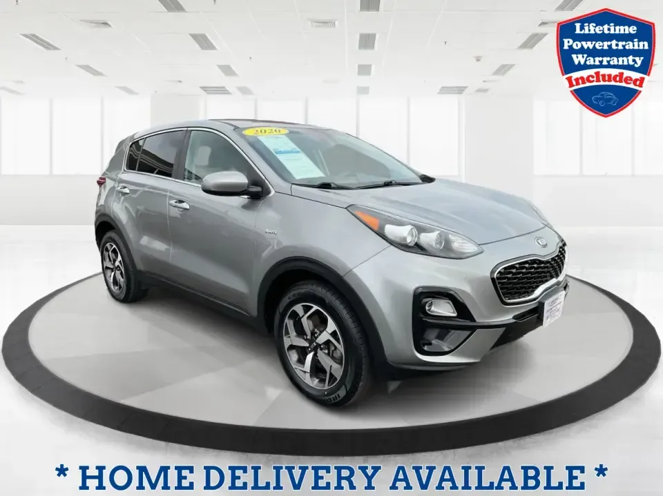 2020 Kia Sportage LX (KNDPMCAC7L7) with an Theta II 2.4L I-4 gasoline direct injection engine, 6A transmission, located at 1184 Kauffman Ave, Fairborn, OH, 45324, (937) 908-9800, 39.807072, -84.030914 - **Adventure Awaits with the 2020 Kia Sportage LX Your Perfect Crossover Companion!**<br /> <br /> Are you ready to elevate your daily commutes or embark on unforgettable road trips with your family? Look no further! At Advantage Car and Credit in Fairborn, OH, we proudly present this stylish 2020 K - Photo#0