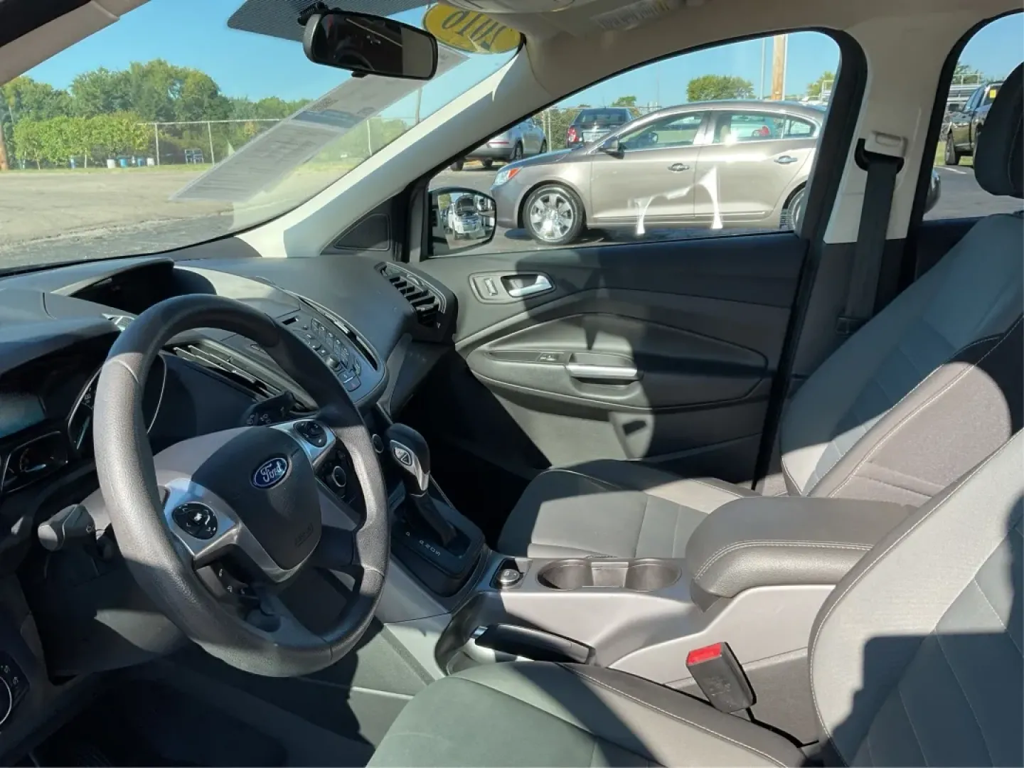 2016 Ford Escape SE (1FMCU9G92GU) with an Other engine, located at 1951 S Dayton Lakeview Rd., New Carlisle, OH, 45344, (937) 908-9800, 39.890999, -84.050255 - **Adventure Awaits with the 2016 Ford Escape SE at Advantage Car and Credit - New Carlisle!**<br /> <br /> Are you ready to elevate your lifestyle with a vehicle that can handle both your daily commutes and weekend getaways? Look no further than this stunning 2016 Ford Escape SE, available now at Ad - Photo#9