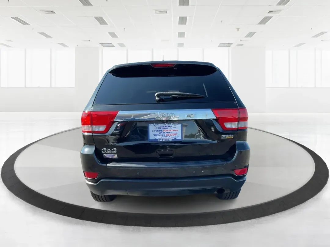 2012 Jeep Grand Cherokee Laredo (1C4RJFAG8CC) with an Other engine, located at 8750 N County Rd 25A, Piqua, OH, 45356, (937) 908-9800, 40.164391, -84.232513 - **Adventure Awaits with the 2012 Jeep Grand Cherokee Laredo Perfect for Your Next Journey!**<br /> <br /> Are you ready to upgrade your driving experience while embracing the adventurous lifestyle that comes with owning an SUV? The 2012 Jeep Grand Cherokee Laredo is the epitome of versatility, desi - Photo#3