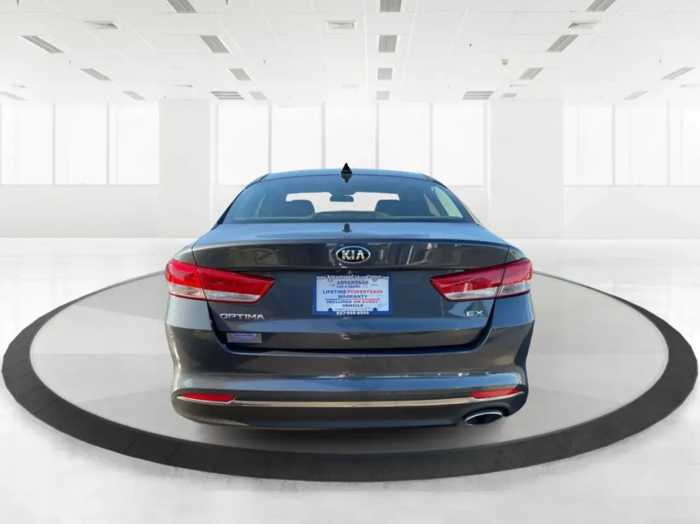 2017 Kia Optima EX (5XXGU4L34HG) with an Theta II 2.4L I-4 gasoline direct injection engine, located at 8750 N County Rd 25A, Piqua, OH, 45356, (937) 908-9800, 40.164391, -84.232513 - **Discover Your Perfect Drive: 2017 Kia Optima EX at Advantage Car and Credit - Piqua**<br /> <br /> Are you looking for a reliable sedan that promises comfort, style, and exceptional fuel efficiency? The 2017 Kia Optima EX is your ideal companion for daily commutes, weekend adventures, or family ou - Photo#3