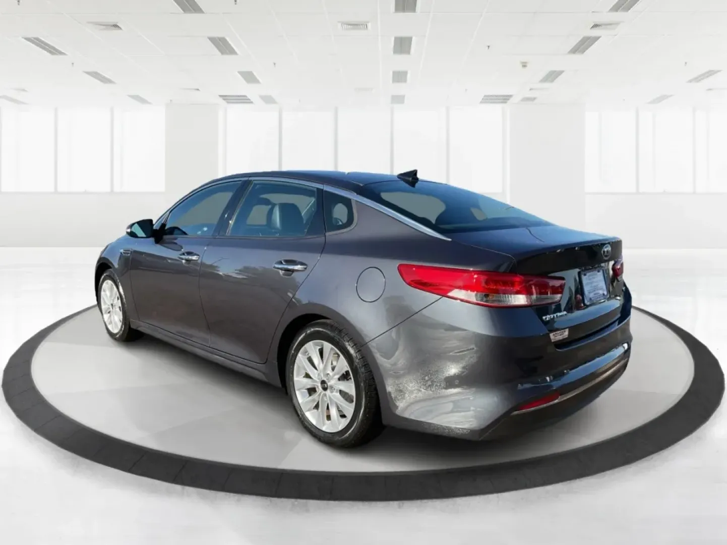 2017 Kia Optima EX (5XXGU4L34HG) with an Theta II 2.4L I-4 gasoline direct injection engine, located at 8750 N County Rd 25A, Piqua, OH, 45356, (937) 908-9800, 40.164391, -84.232513 - **Discover Your Perfect Drive: 2017 Kia Optima EX at Advantage Car and Credit - Piqua**<br /> <br /> Are you looking for a reliable sedan that promises comfort, style, and exceptional fuel efficiency? The 2017 Kia Optima EX is your ideal companion for daily commutes, weekend adventures, or family ou - Photo#4
